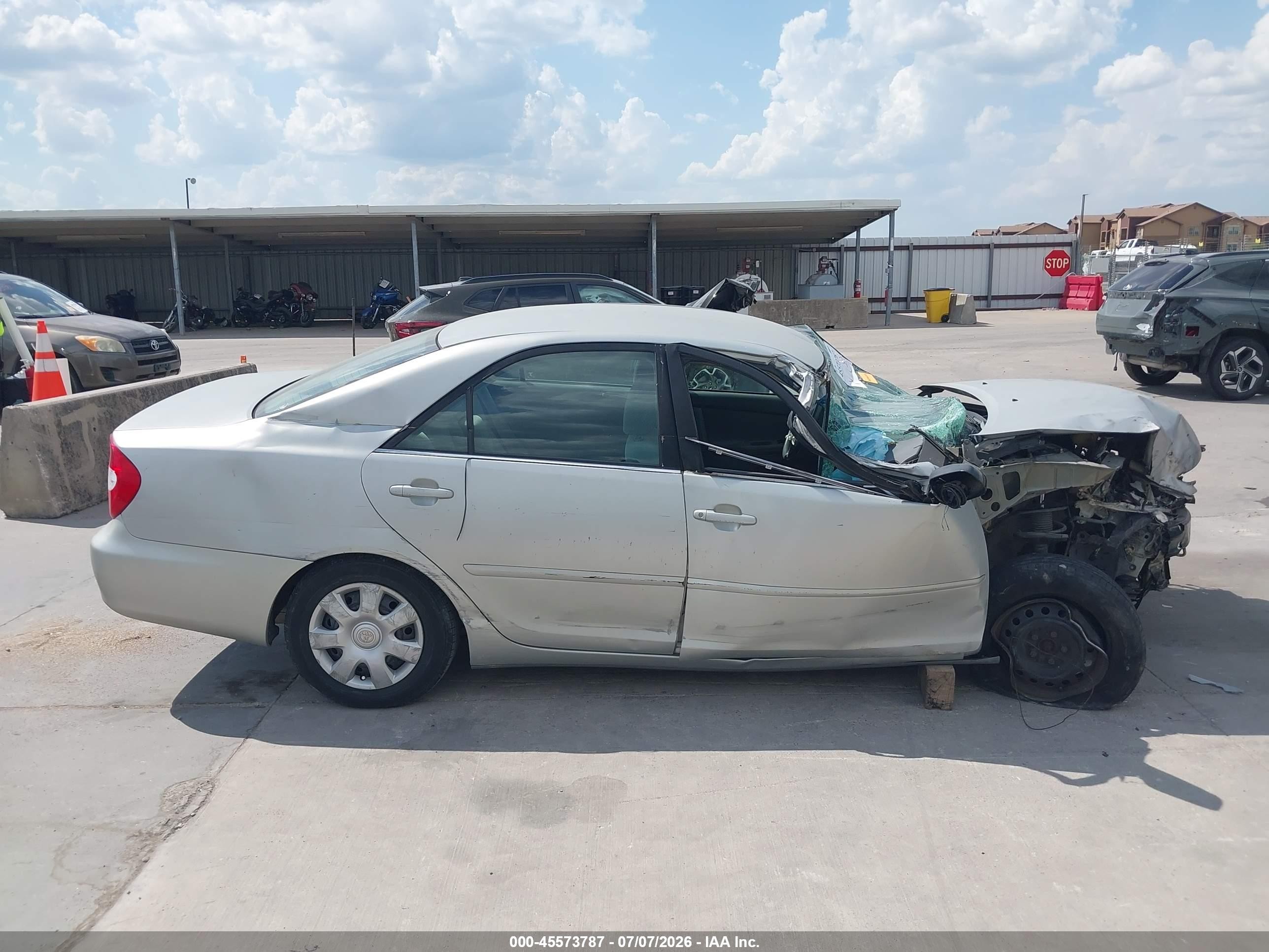 2003 Toyota Camry Le Gray vin: 4T1BE32K63U229821