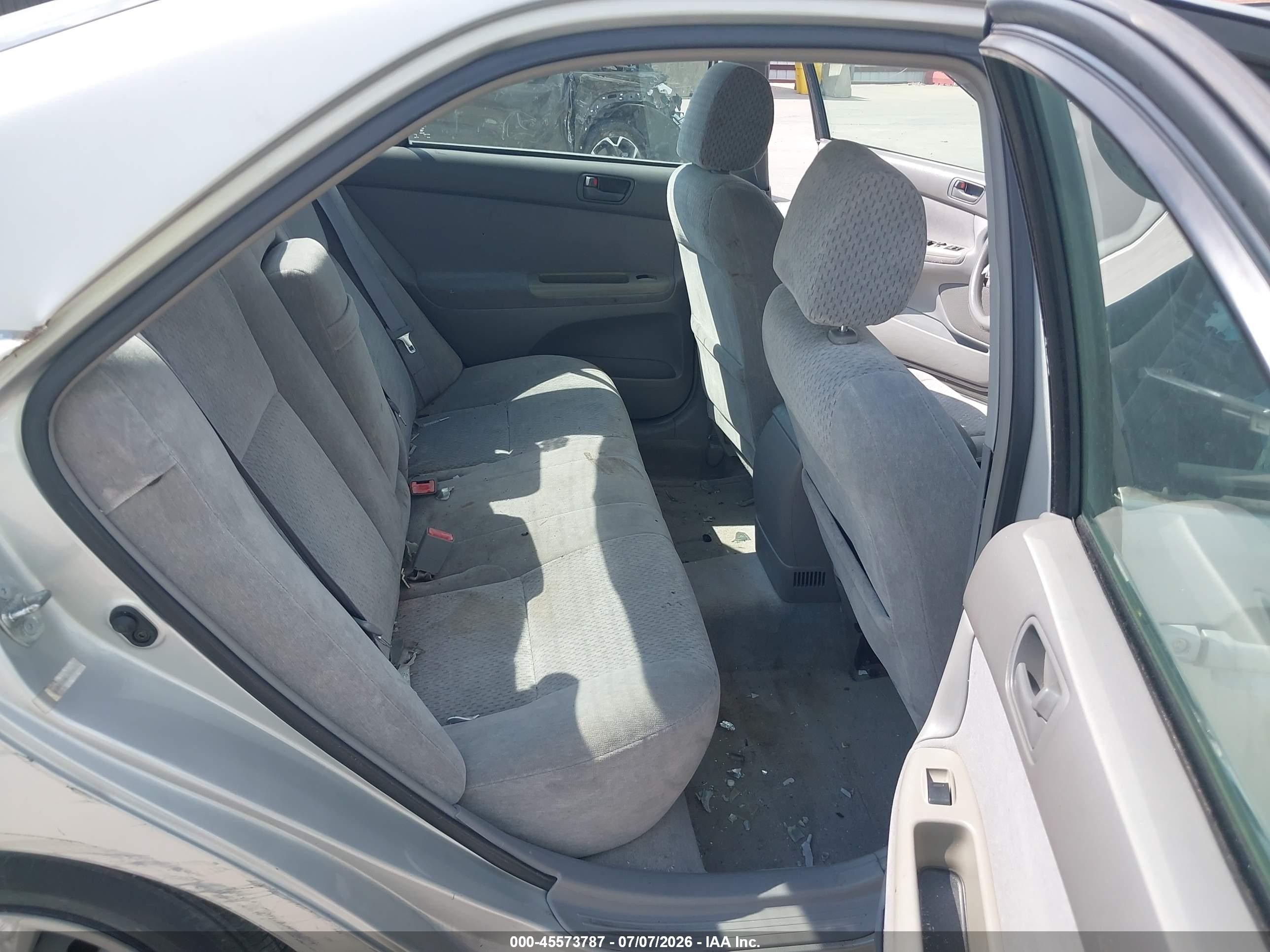 2003 Toyota Camry Le Gray vin: 4T1BE32K63U229821