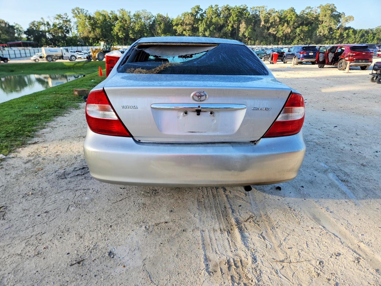 2003 Toyota Camry Le Серебряный vin: 4T1BE32K63U717523