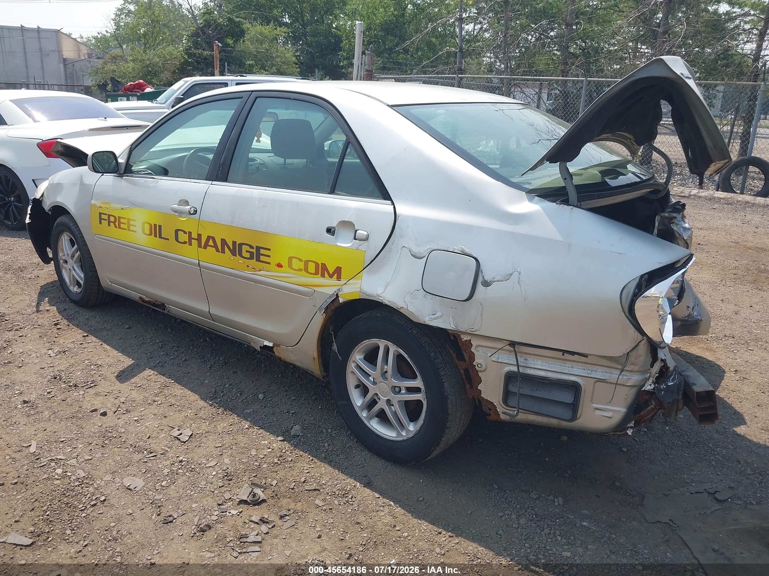 2003 Toyota Camry Le Серебряный vin: 4T1BE32K63U742549