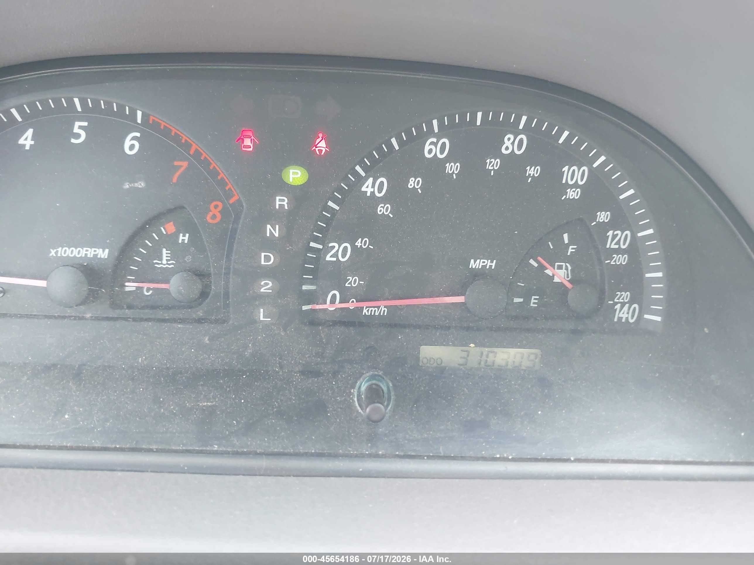 2003 Toyota Camry Le Серебряный vin: 4T1BE32K63U742549