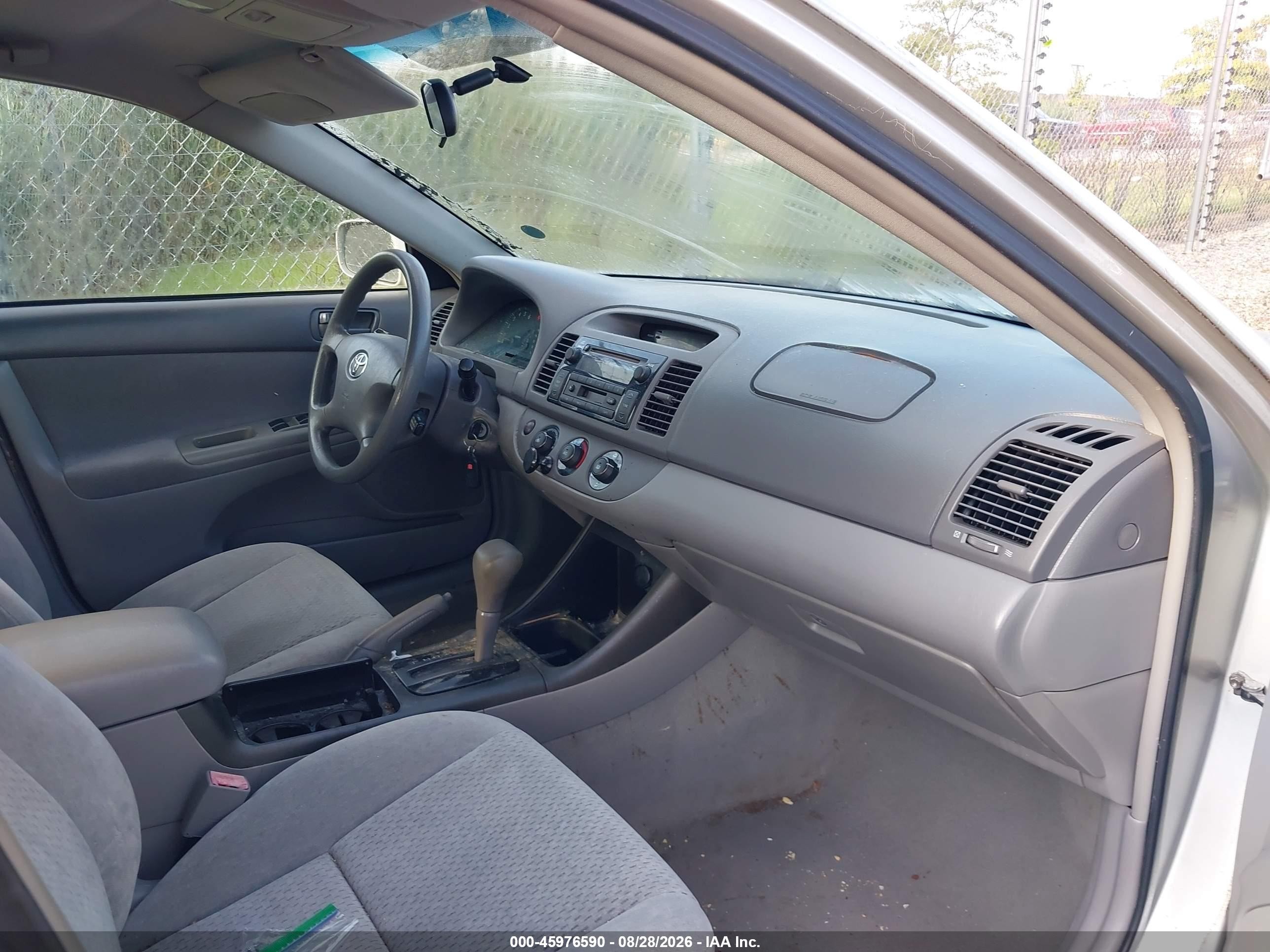 2003 Toyota Camry Le Silver vin: 4T1BE32K63U753843