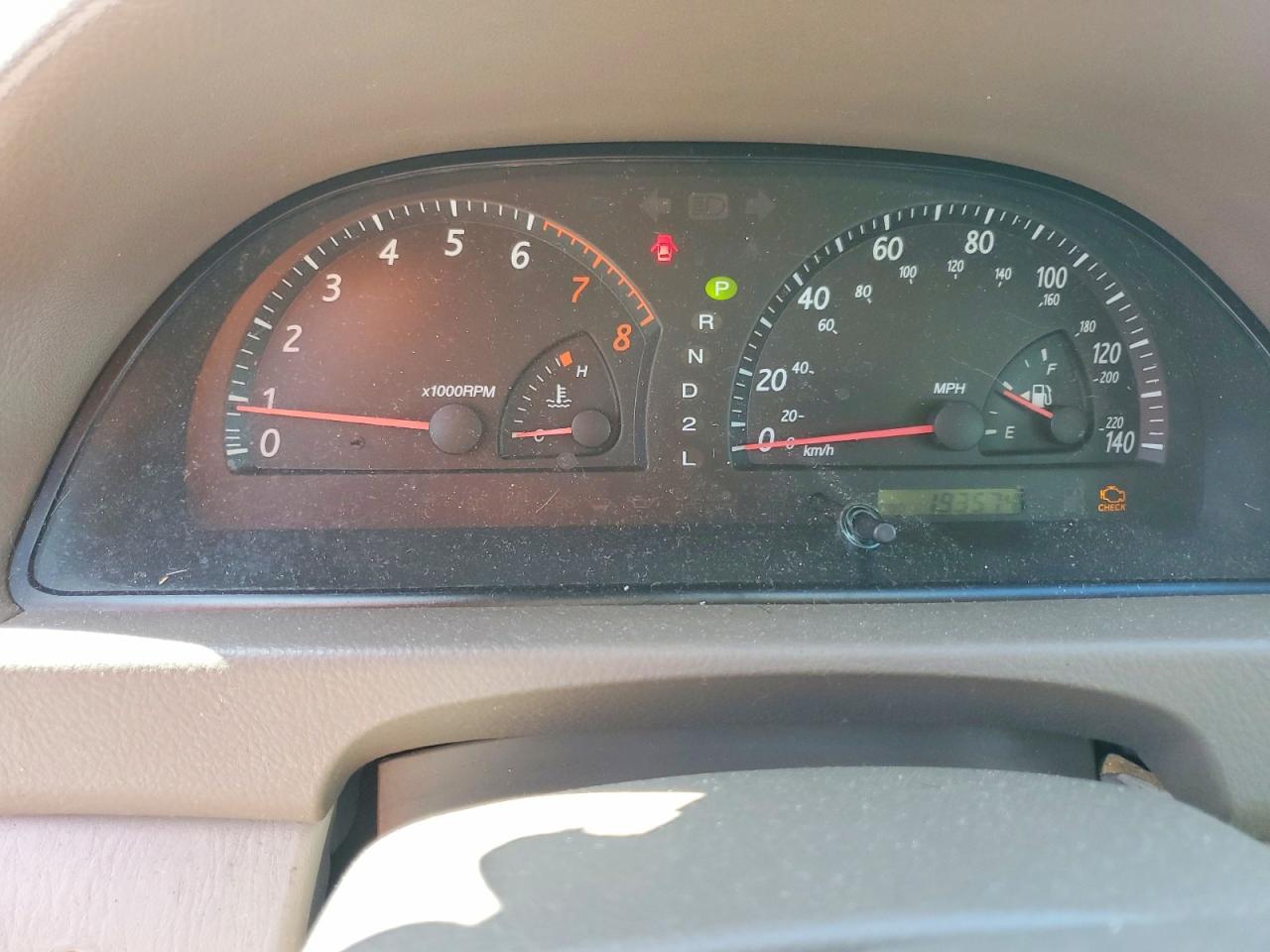 2003 Toyota Camry Le Gold vin: 4T1BE32K63U786471