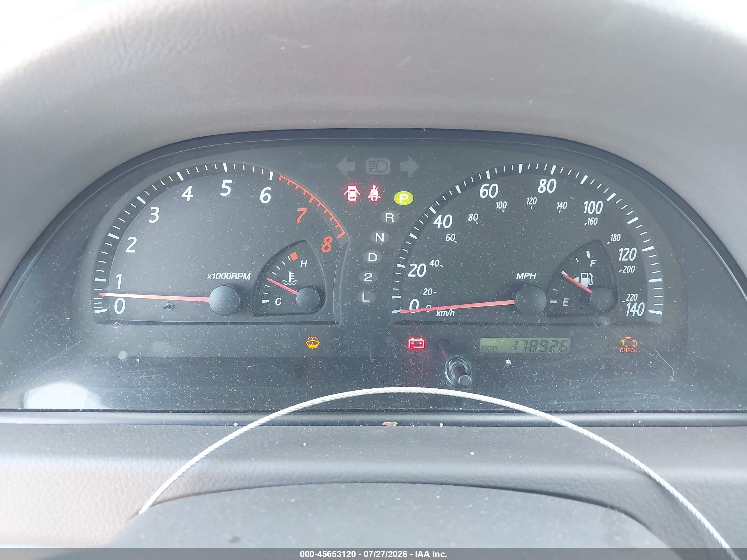2004 Toyota Camry Le Серебряный vin: 4T1BE32K64U262593