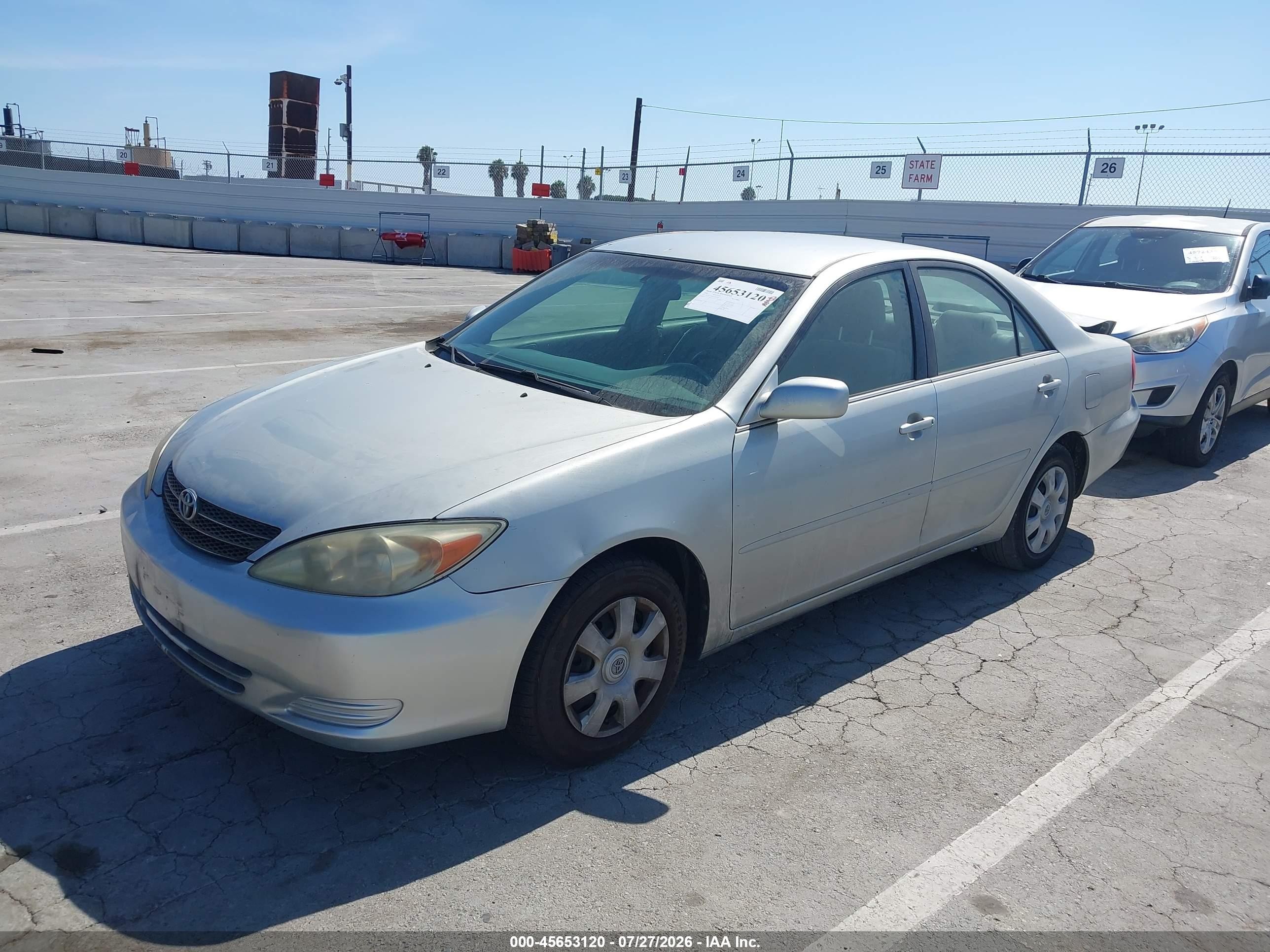 2004 Toyota Camry Le Серебряный vin: 4T1BE32K64U262593