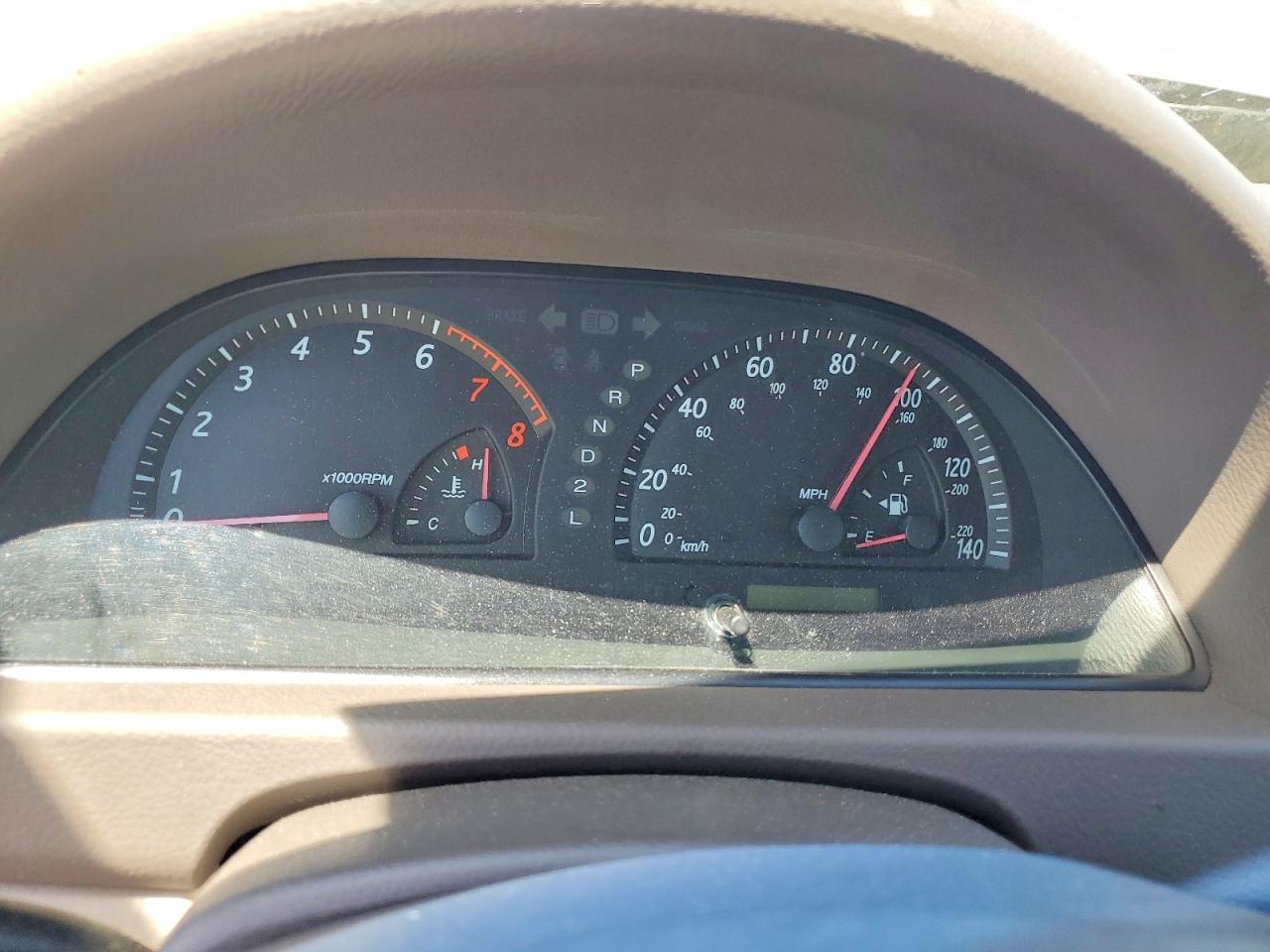 2004 Toyota Camry Le Золотой vin: 4T1BE32K64U366730