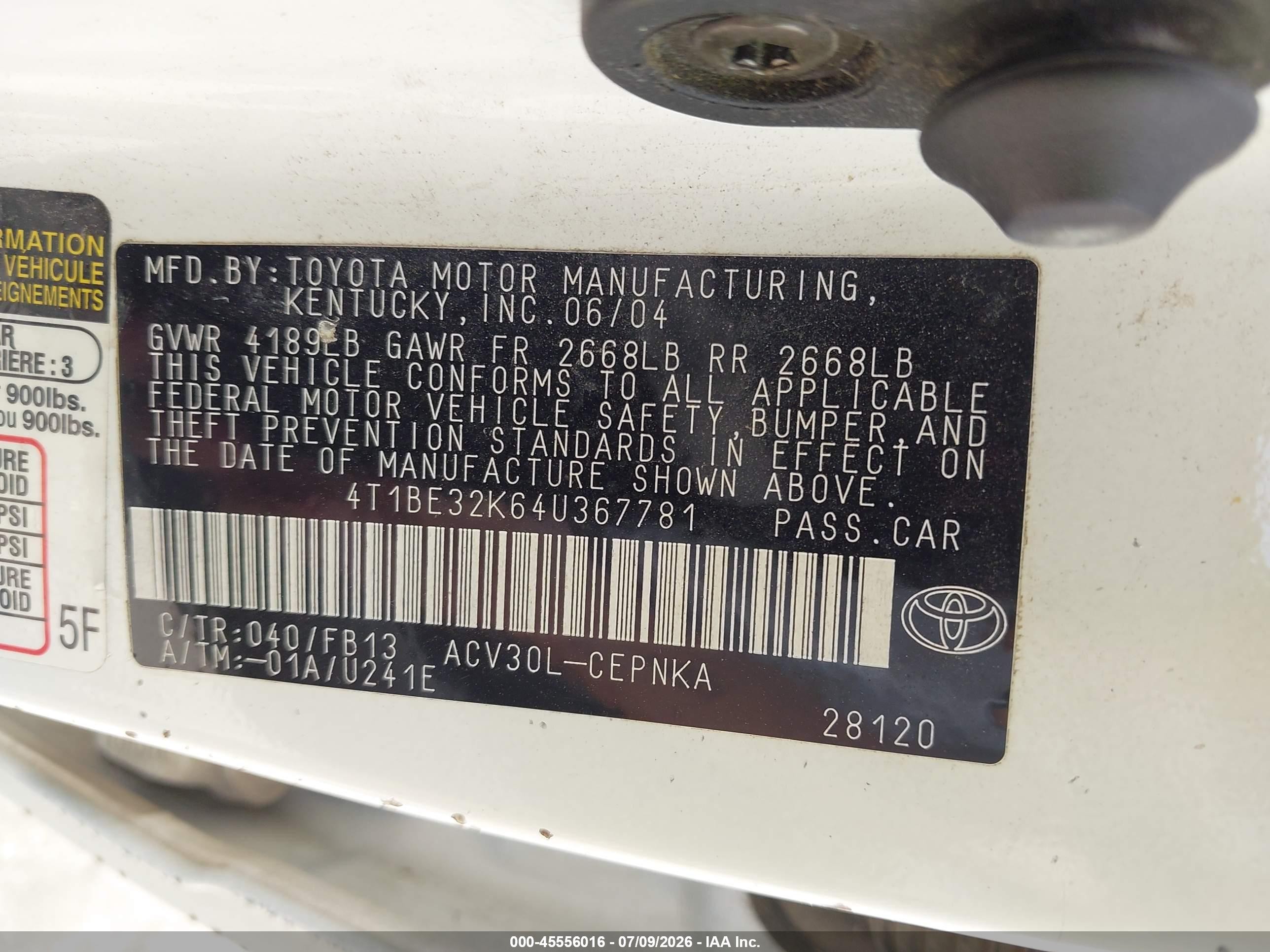 2004 Toyota Camry Le White vin: 4T1BE32K64U367781