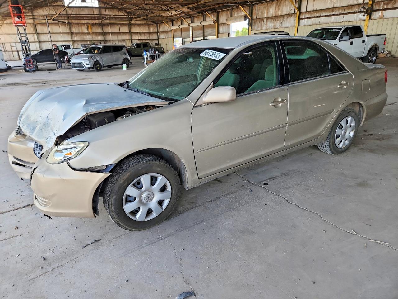 2004 Toyota Camry Le Beige vin: 4T1BE32K64U372432