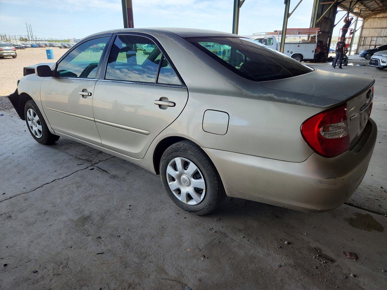 2004 Toyota Camry Le Beige vin: 4T1BE32K64U372432