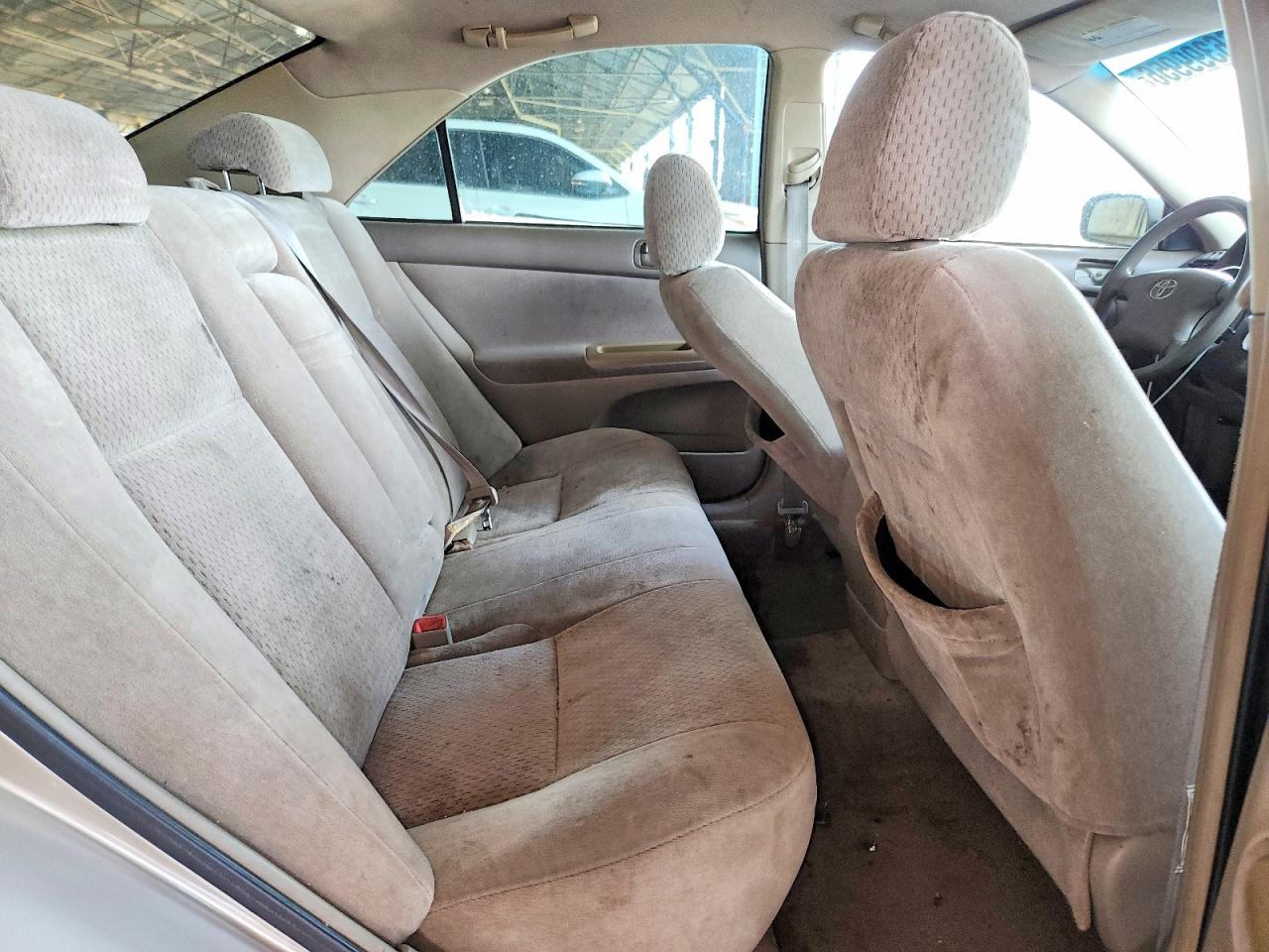 2004 Toyota Camry Le Beige vin: 4T1BE32K64U372432