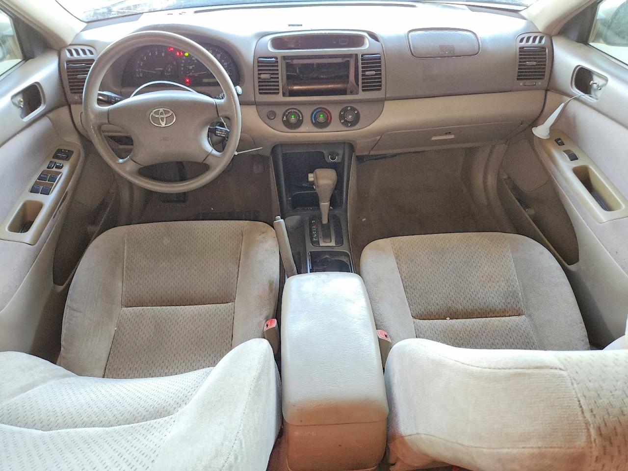 2004 Toyota Camry Le Beige vin: 4T1BE32K64U372432