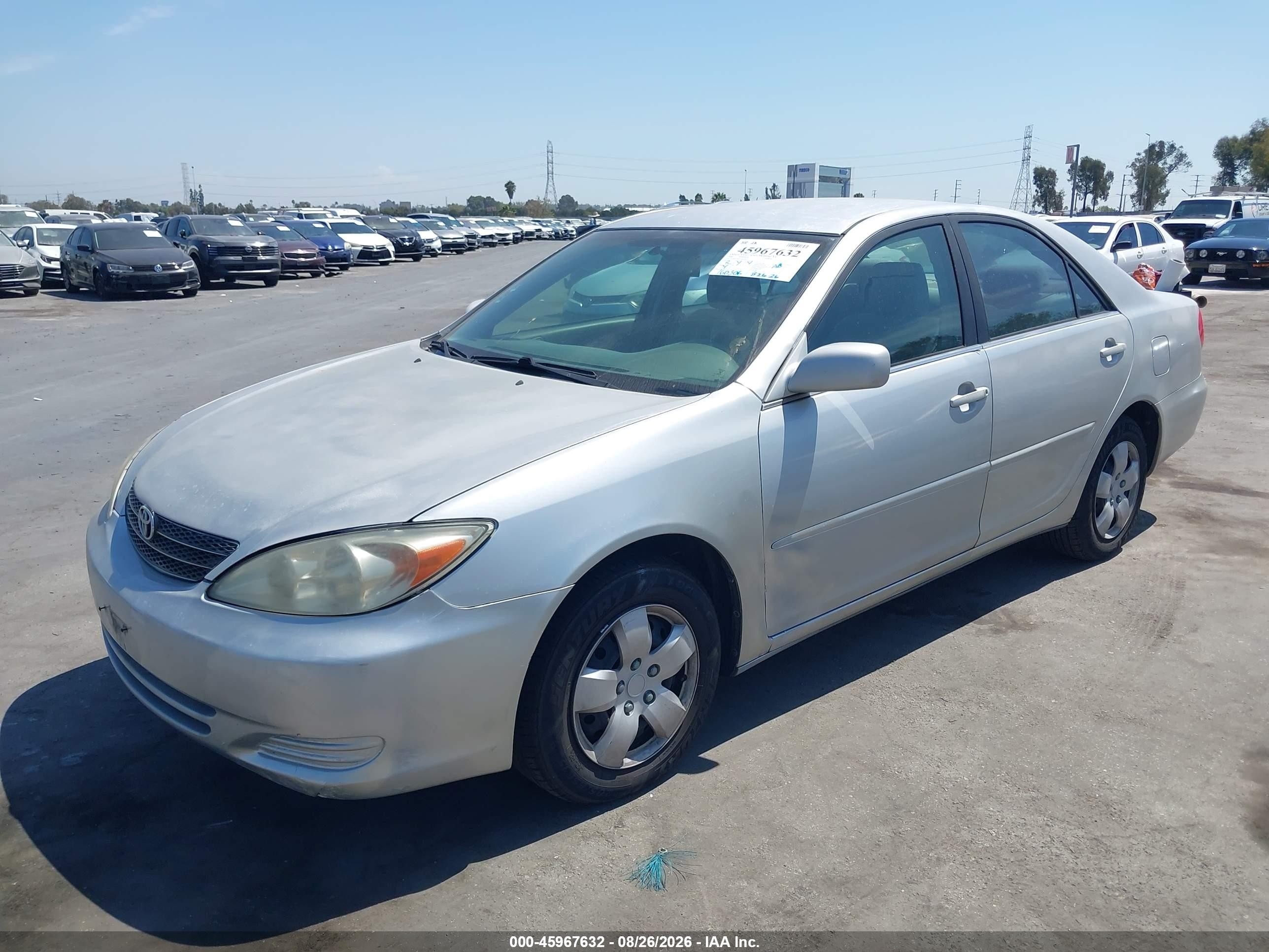 2004 Toyota Camry Le Silver vin: 4T1BE32K64U805263