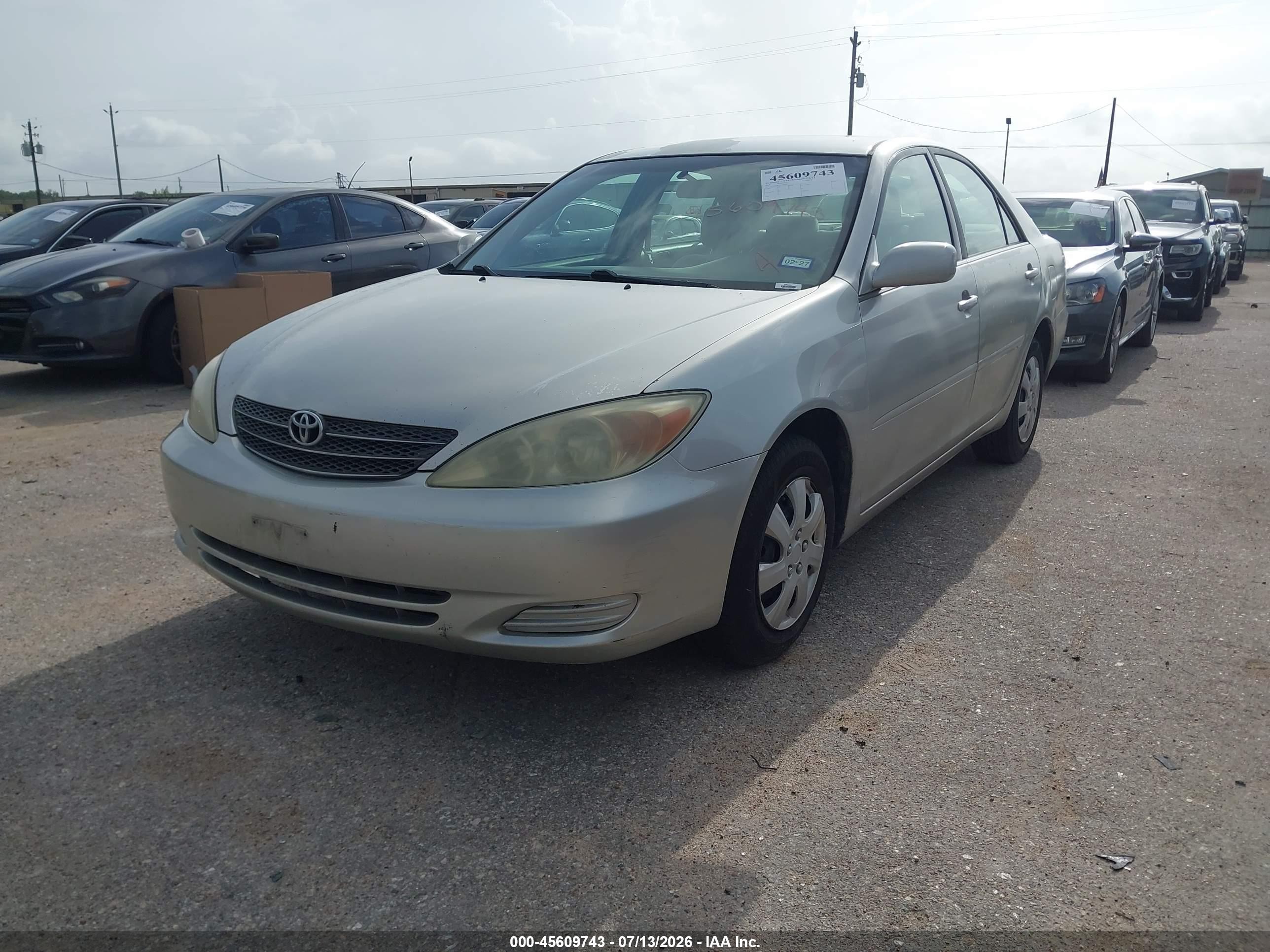 2004 Toyota Camry Le Silver vin: 4T1BE32K64U808762