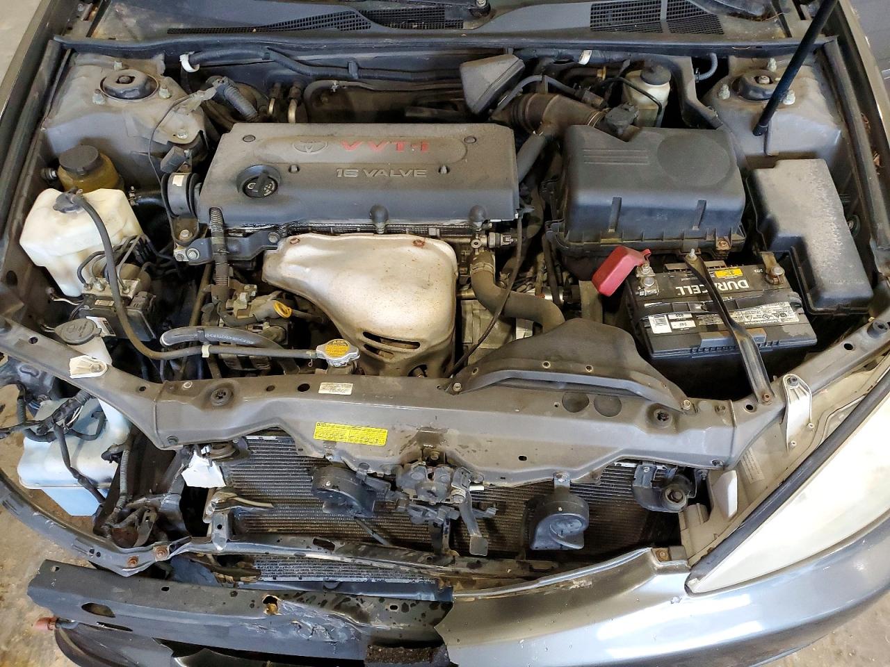2004 Toyt Camry Gray vin: 4T1BE32K64U823990