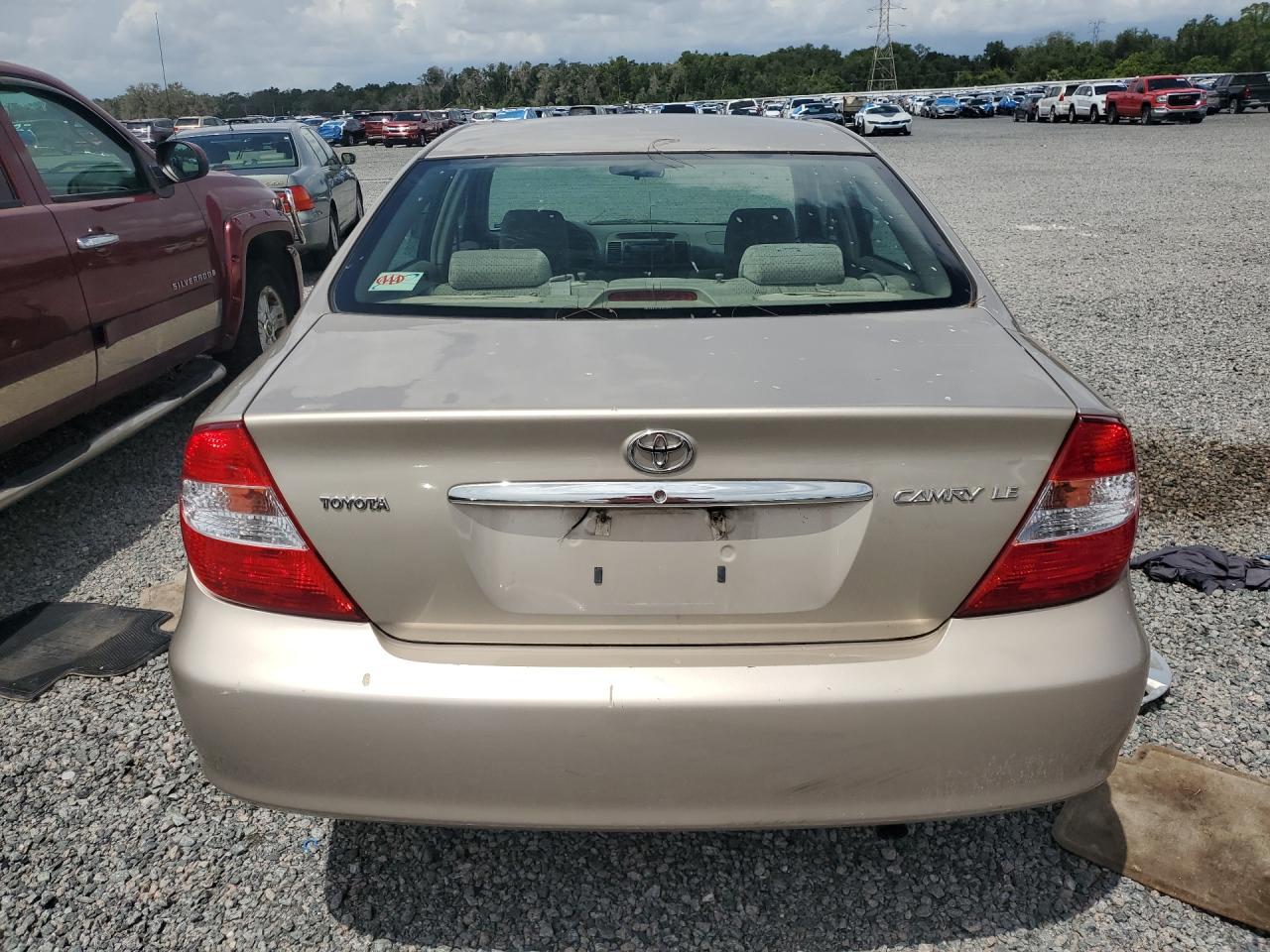 2004 Toyota Camry Le Gold vin: 4T1BE32K64U854284