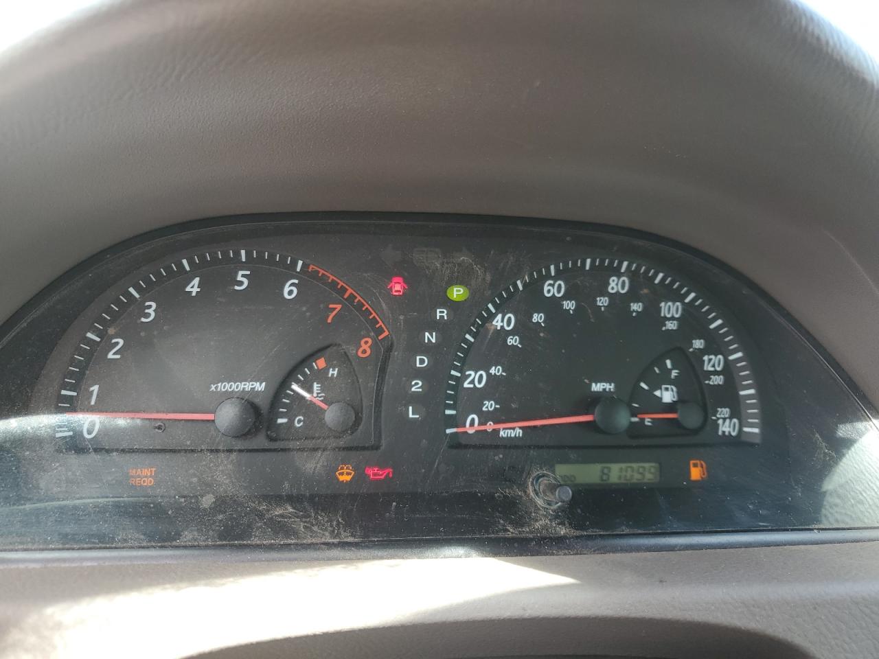 2004 Toyota Camry Le Gold vin: 4T1BE32K64U854284