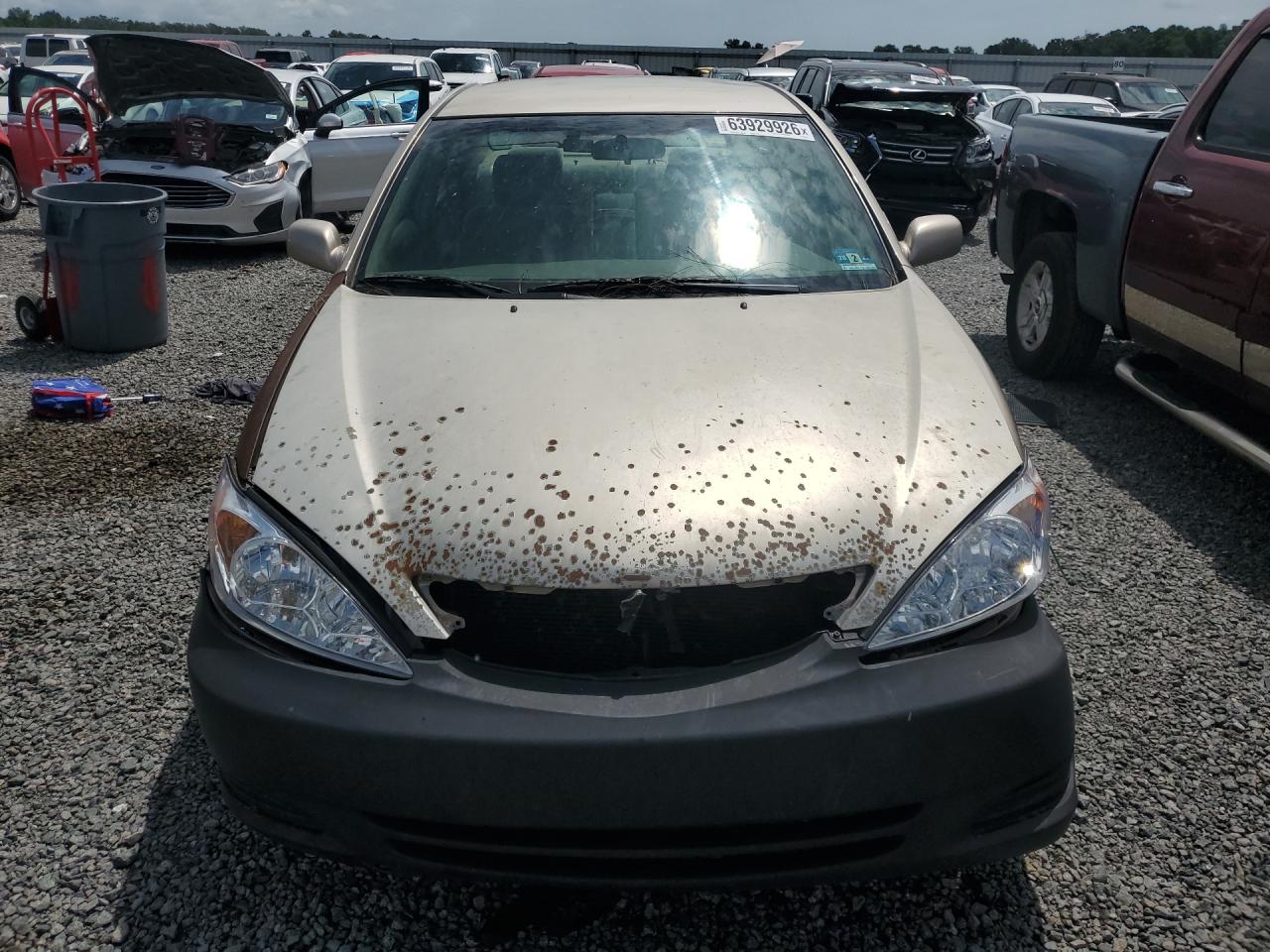 2004 Toyota Camry Le Gold vin: 4T1BE32K64U854284