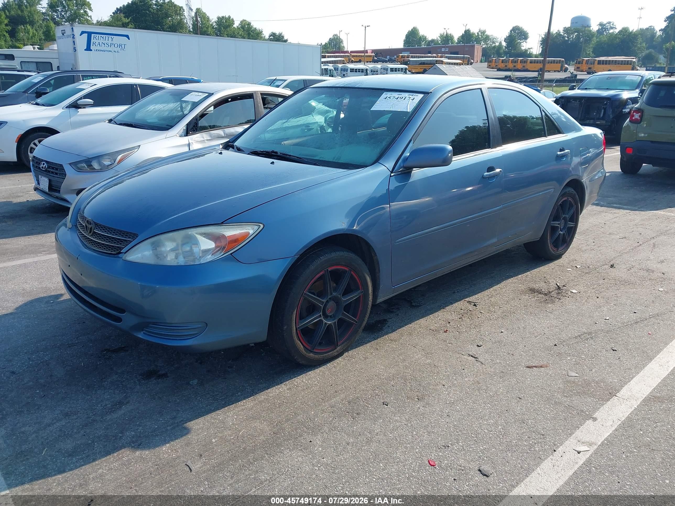 2004 Toyota Camry Le Blue vin: 4T1BE32K64U899127