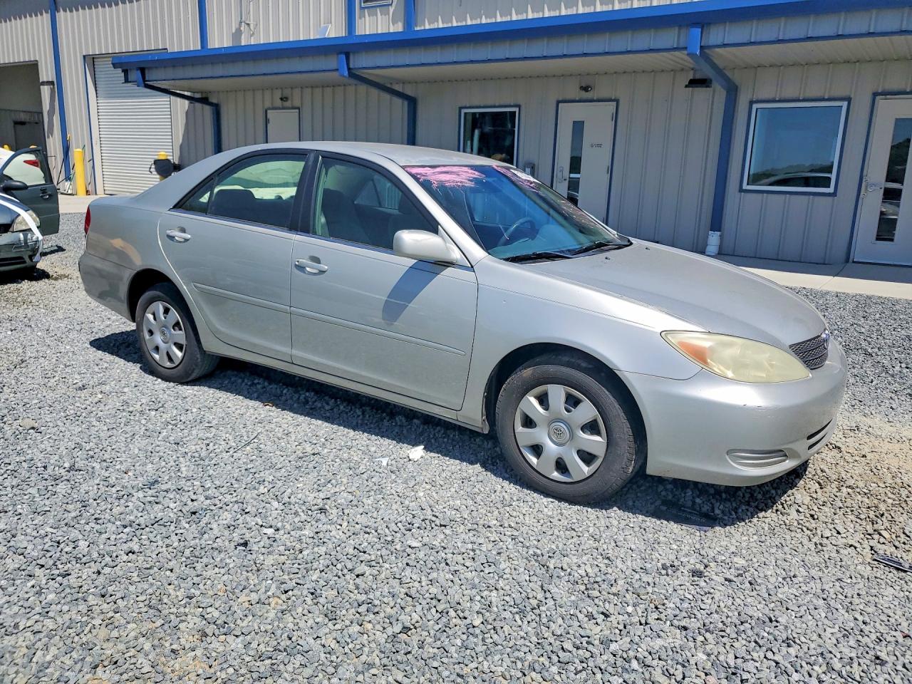 2004 Toyota Camry Le Серебряный vin: 4T1BE32K64U899421