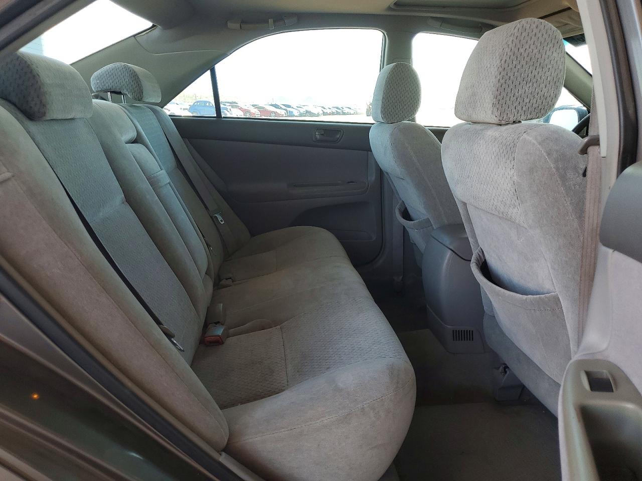 2004 Toyota Camry Le Gray vin: 4T1BE32K64U899726