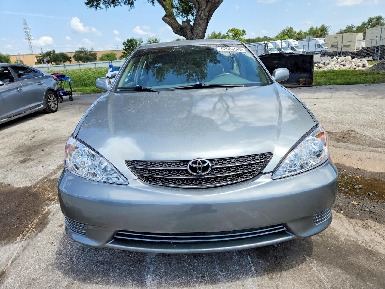 2004 Toyota Camry Le Gray vin: 4T1BE32K64U931266