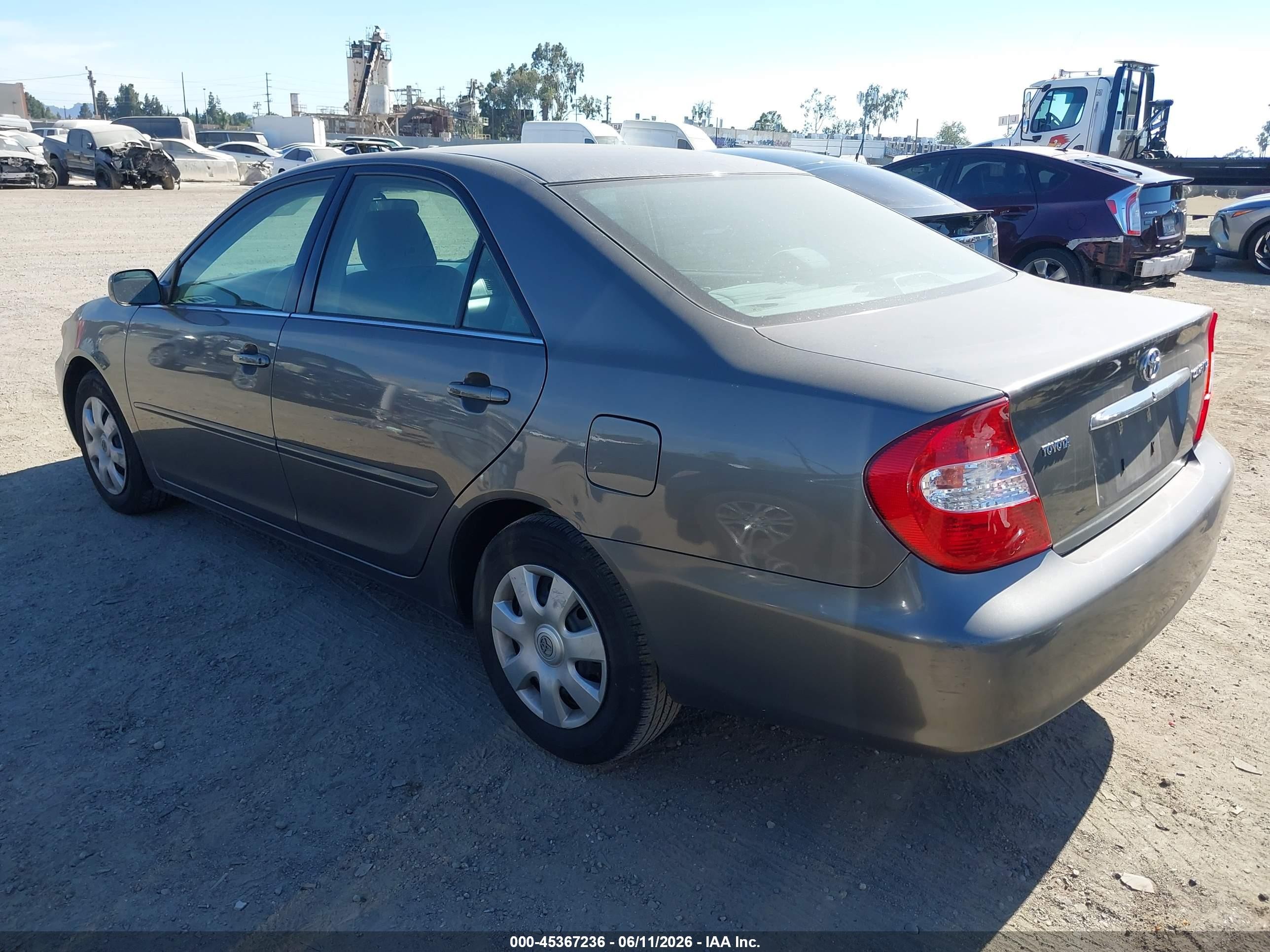 2004 Toyota Camry Le/xle/se Gray vin: 4T1BE32K64U935446