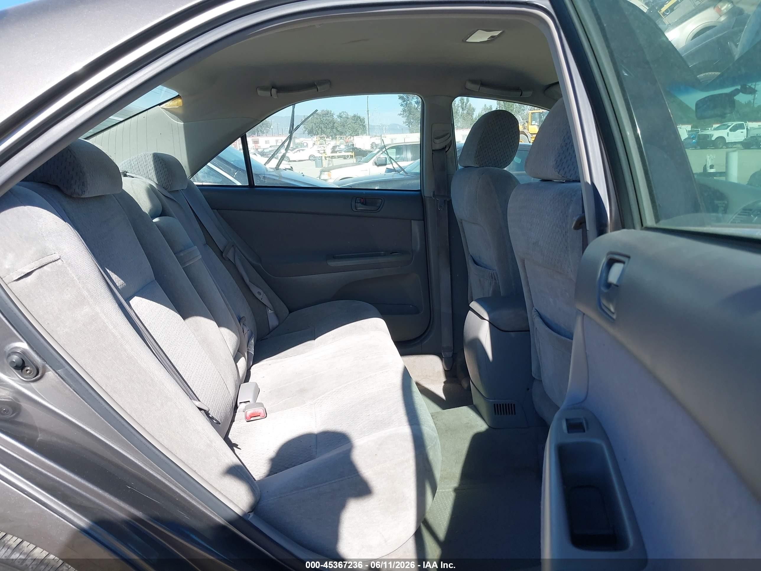 2004 Toyota Camry Le/xle/se Gray vin: 4T1BE32K64U935446