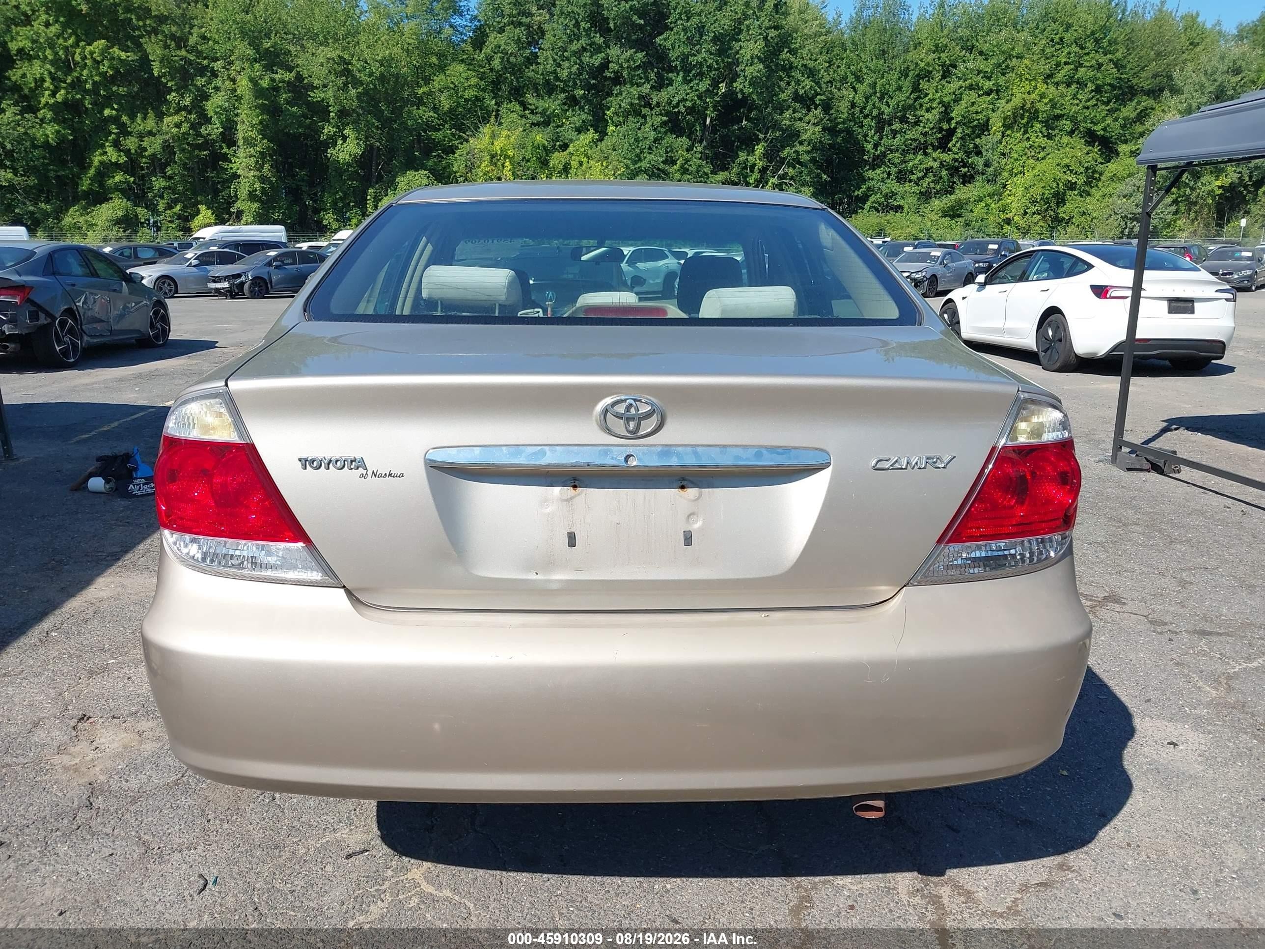 2005 Toyota Camry Std Cream vin: 4T1BE32K65U013289