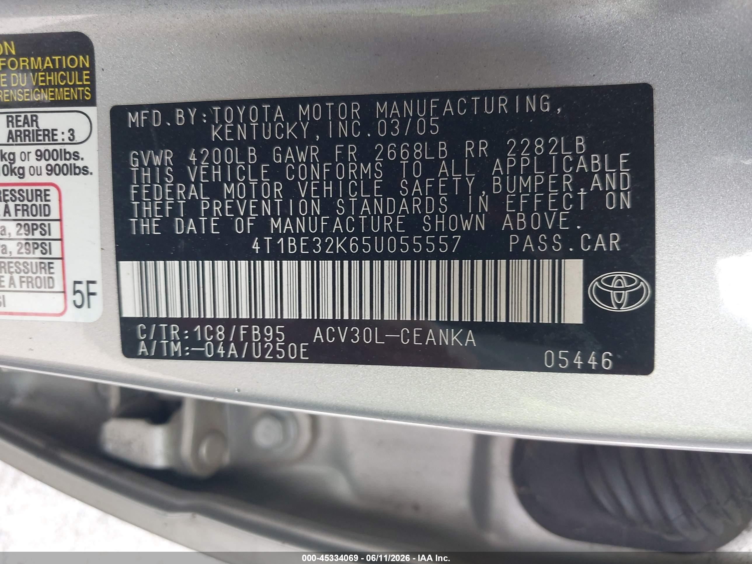 2005 Toyota Camry Le Silver vin: 4T1BE32K65U055557