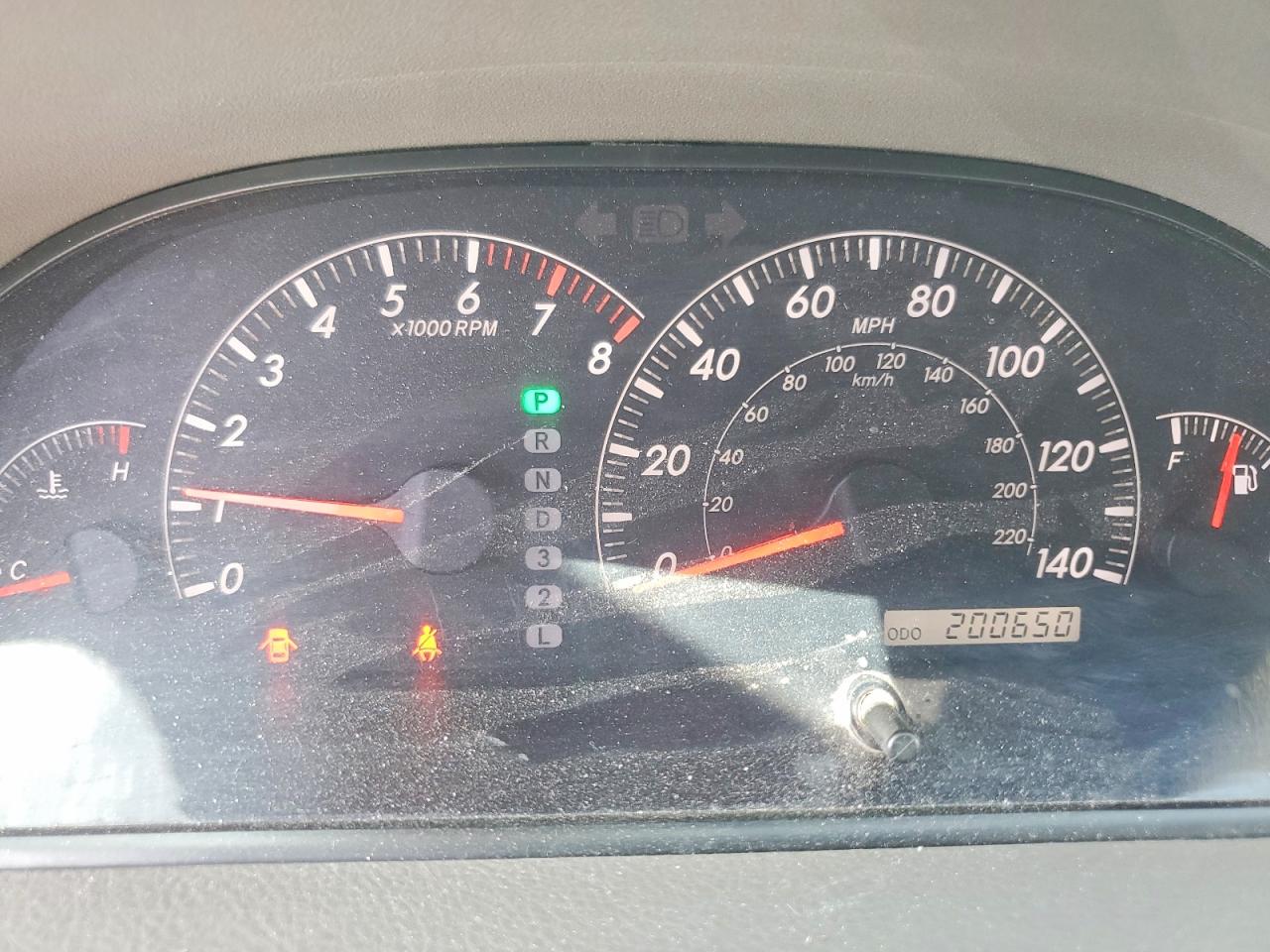 2005 Toyota Camry Le Silver vin: 4T1BE32K65U080670
