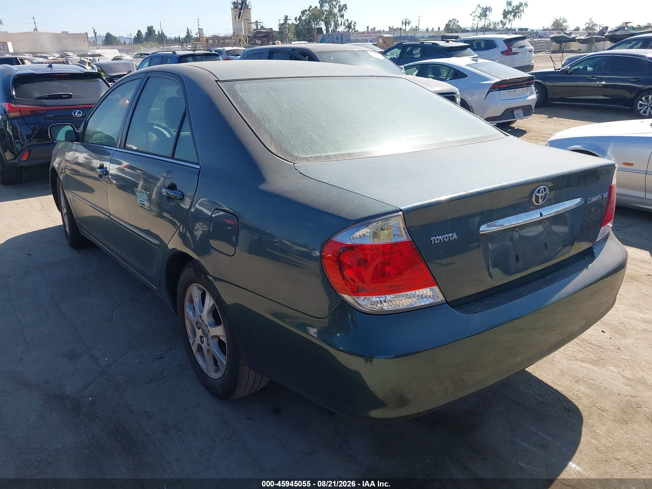 2005 Toyota Camry Le/xle/se Green vin: 4T1BE32K65U084590