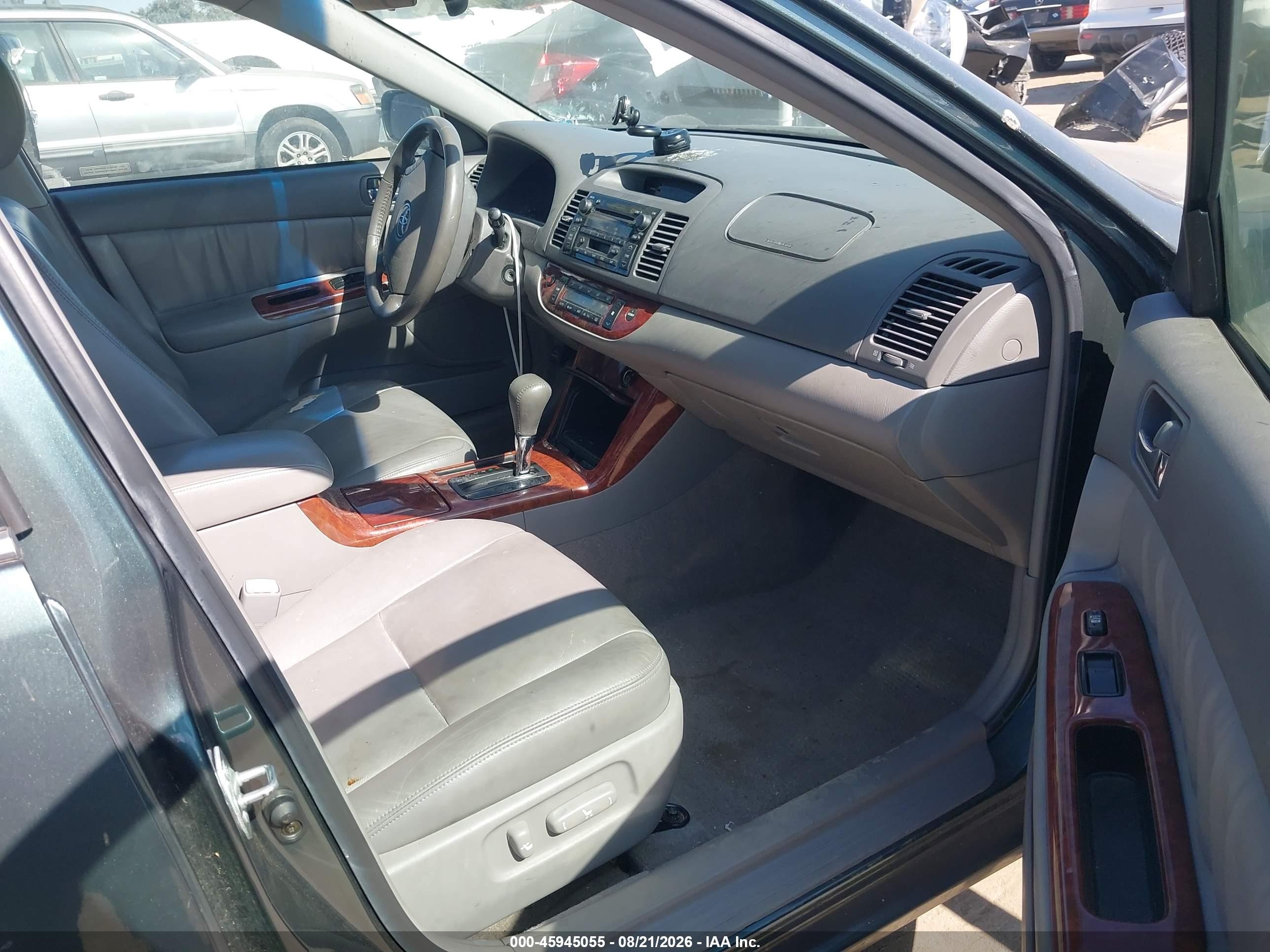 2005 Toyota Camry Le/xle/se Green vin: 4T1BE32K65U084590