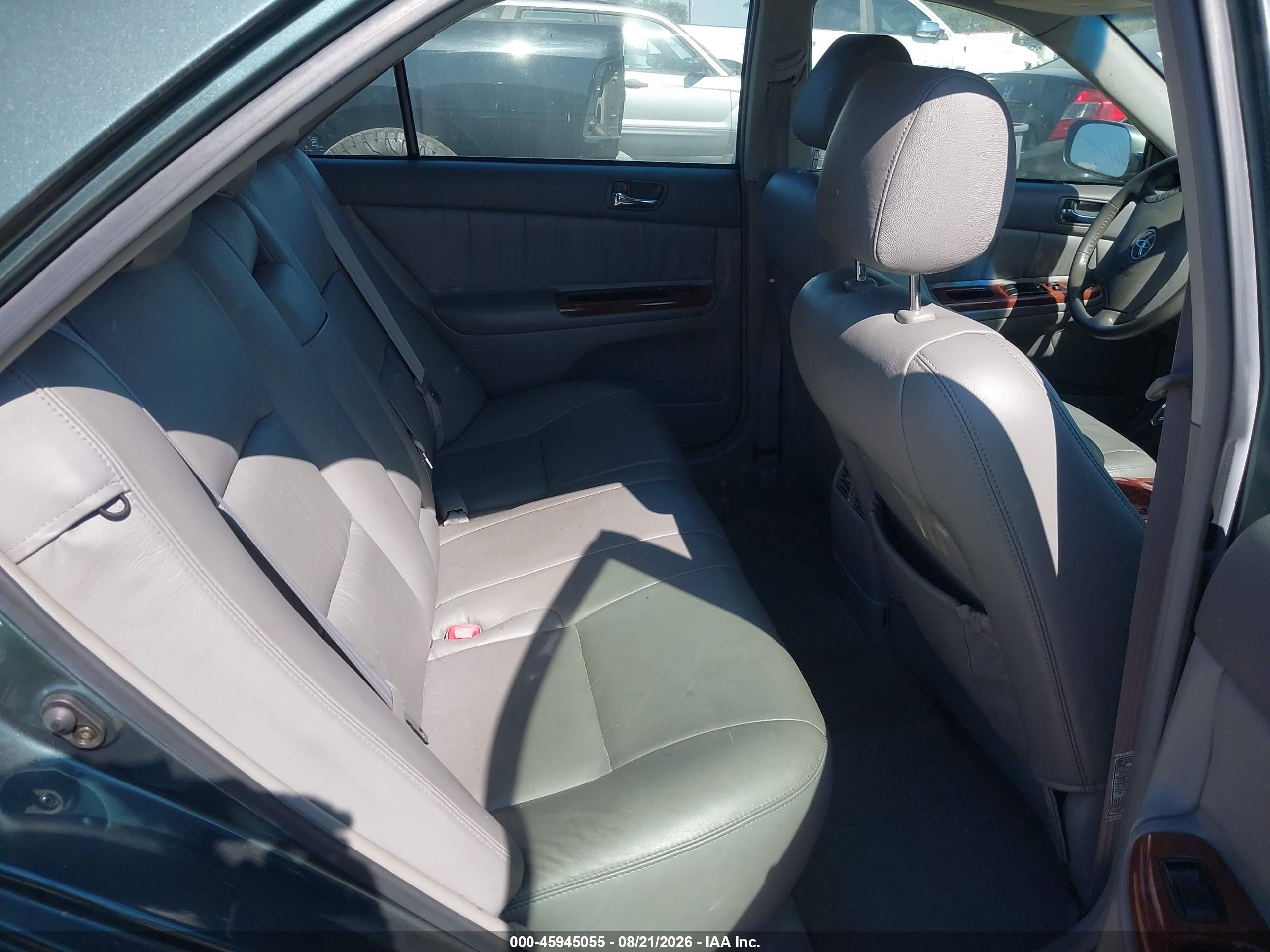 2005 Toyota Camry Le/xle/se Green vin: 4T1BE32K65U084590