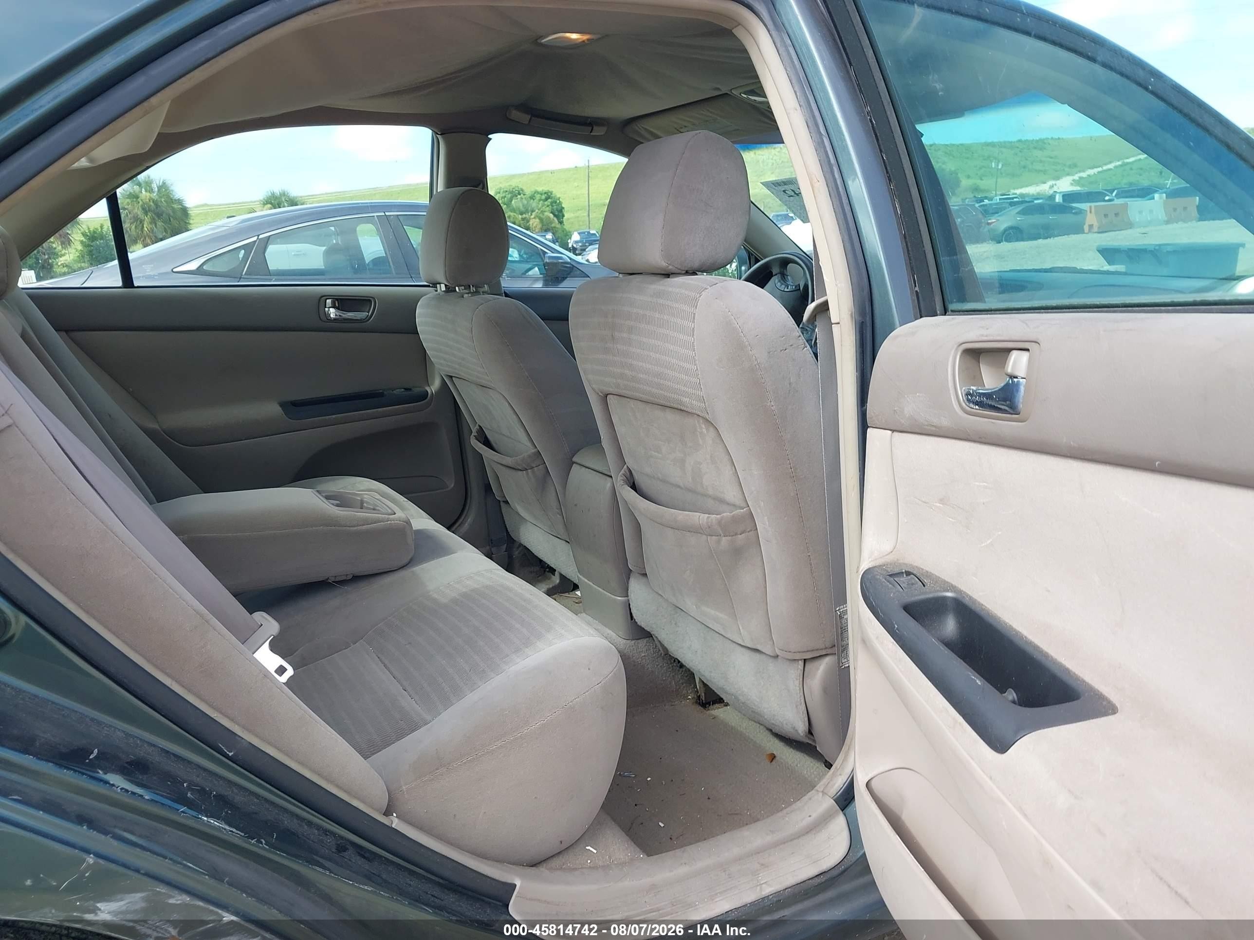 2005 Toyota Camry Le Green vin: 4T1BE32K65U089871