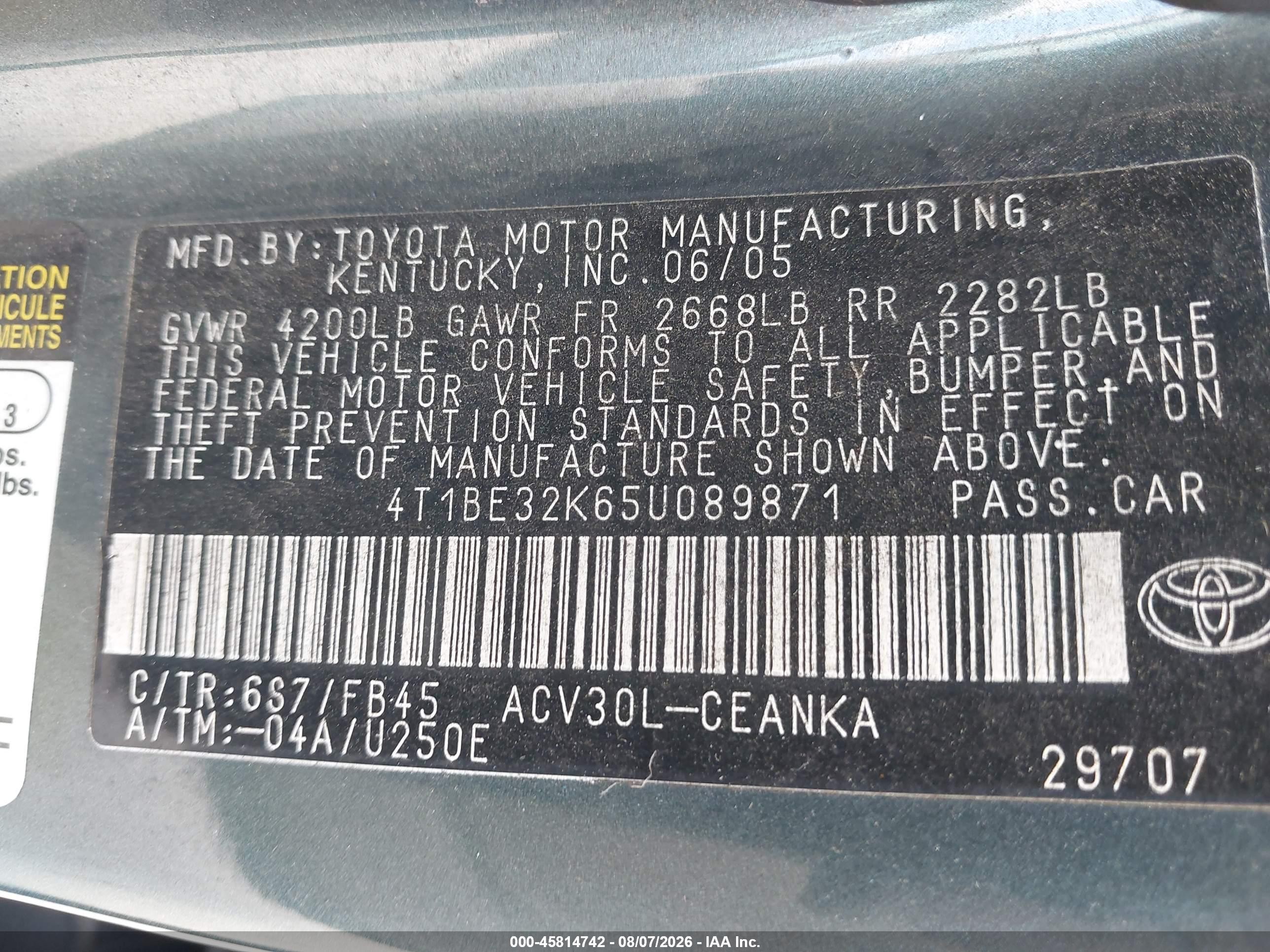 2005 Toyota Camry Le Green vin: 4T1BE32K65U089871