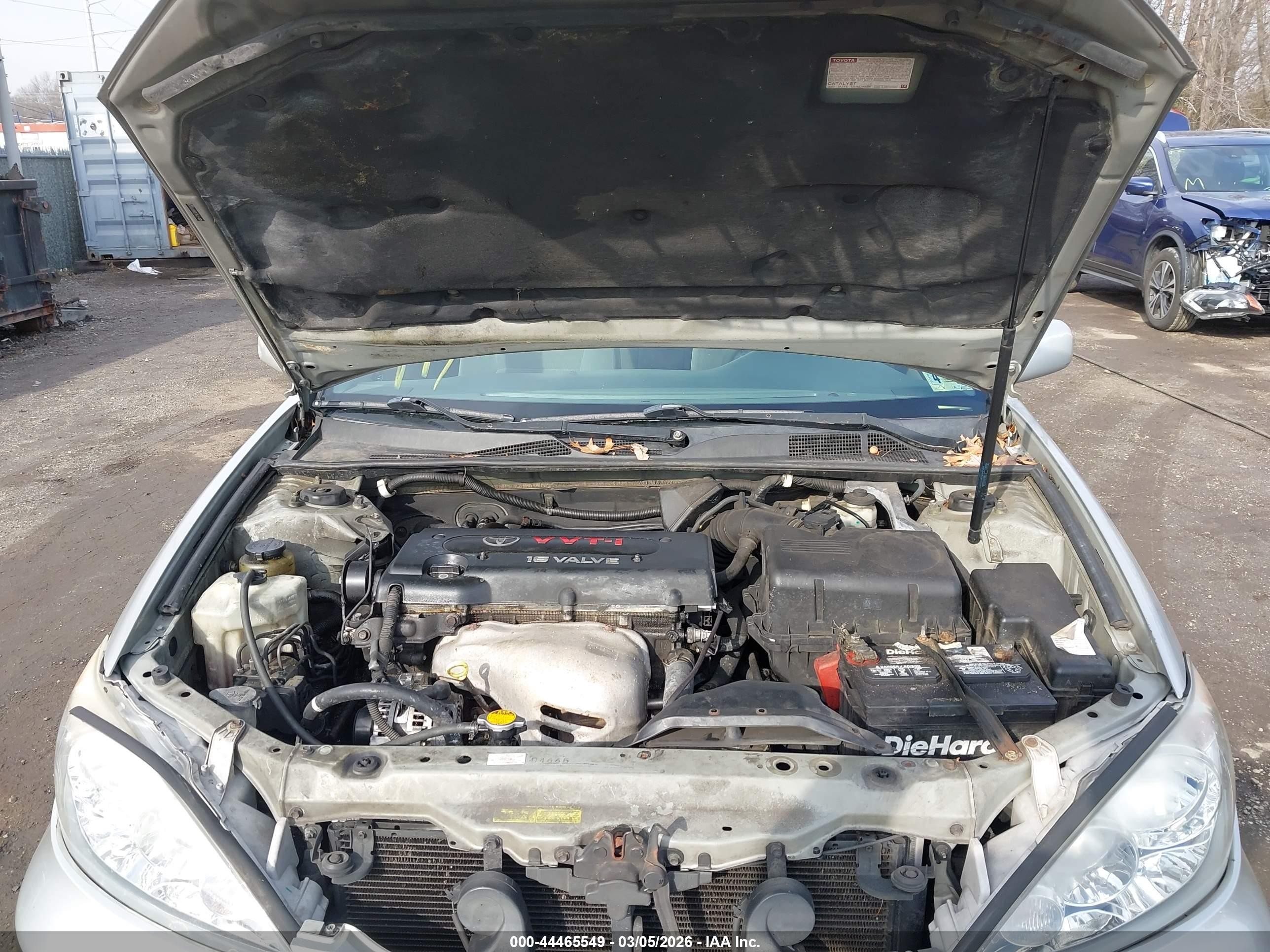 2005 Toyota Camry Le Silver vin: 4T1BE32K65U101226