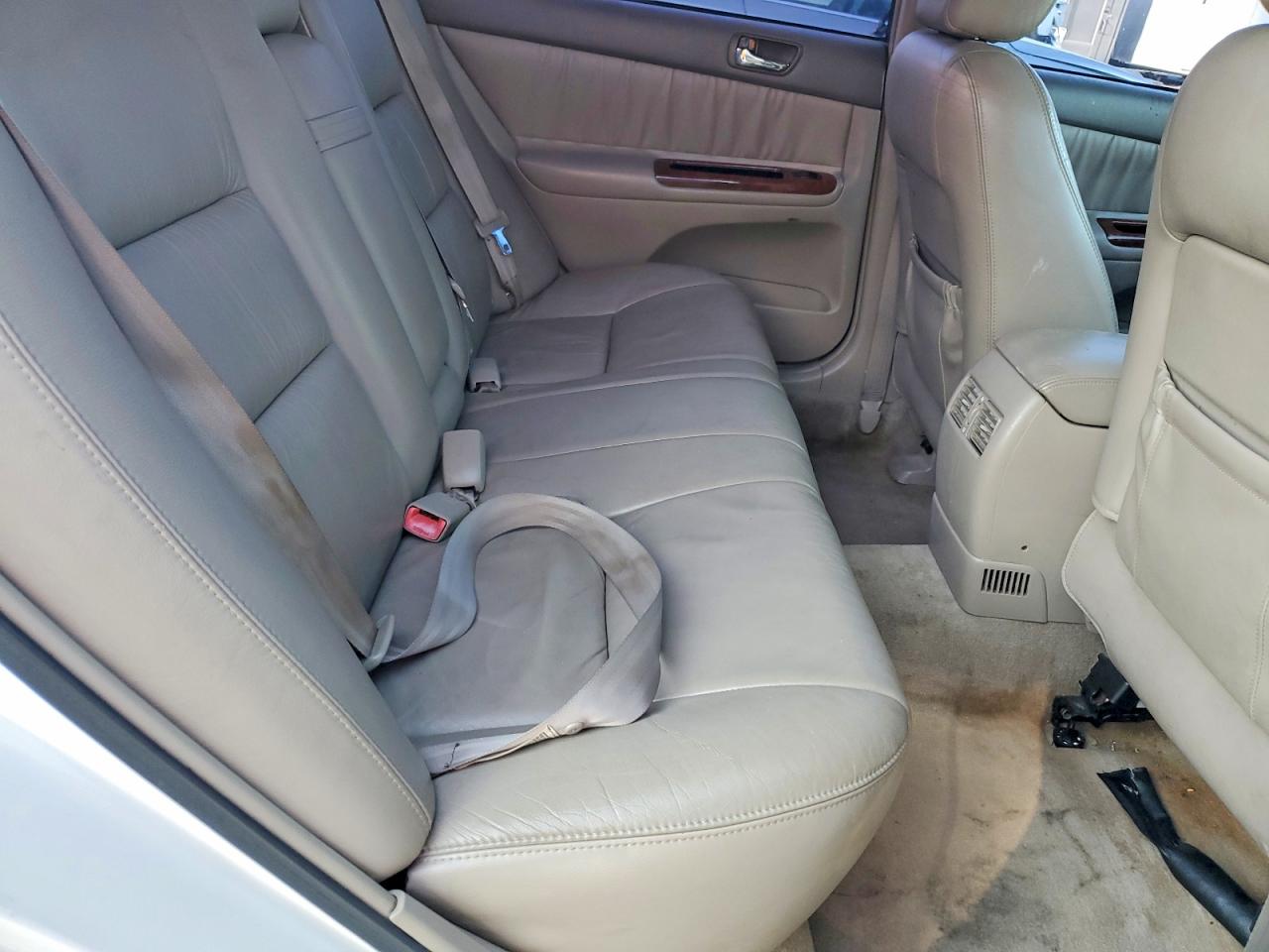 2005 Toyota Camry Xle White vin: 4T1BE32K65U385747