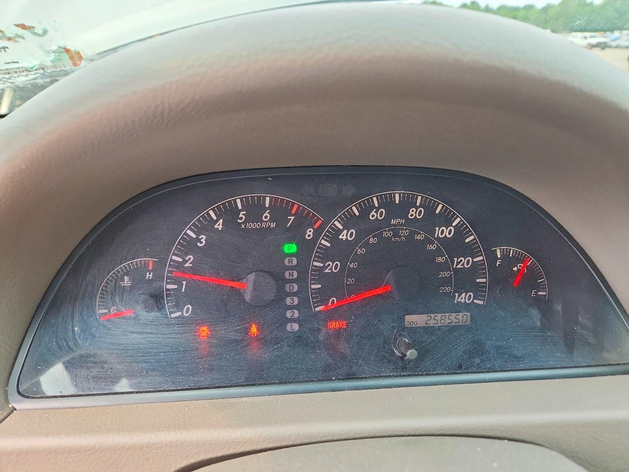 2005 Toyota Camry Le Silver vin: 4T1BE32K65U525845