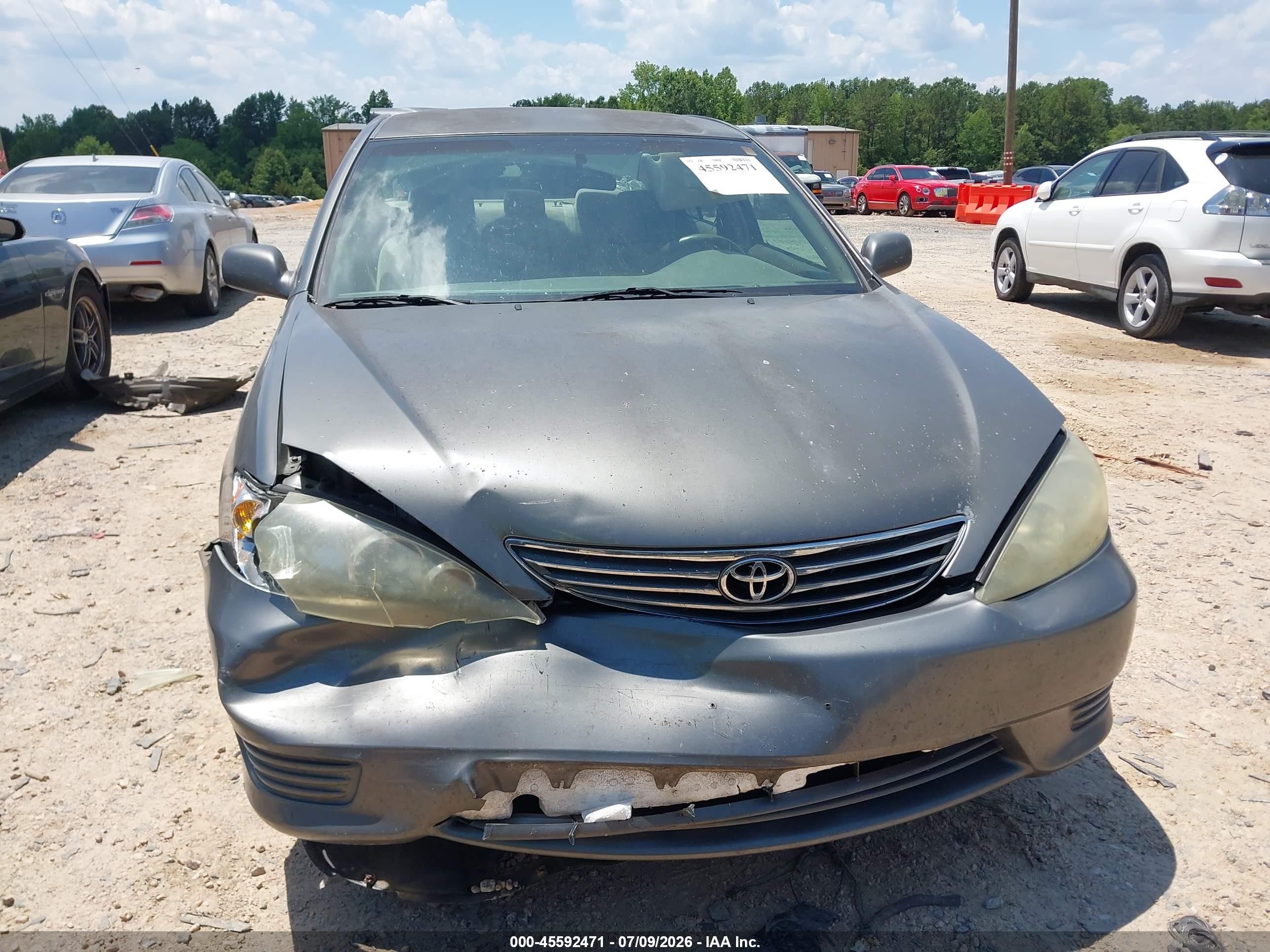 2005 Toyota Camry Le Gray vin: 4T1BE32K65U546064