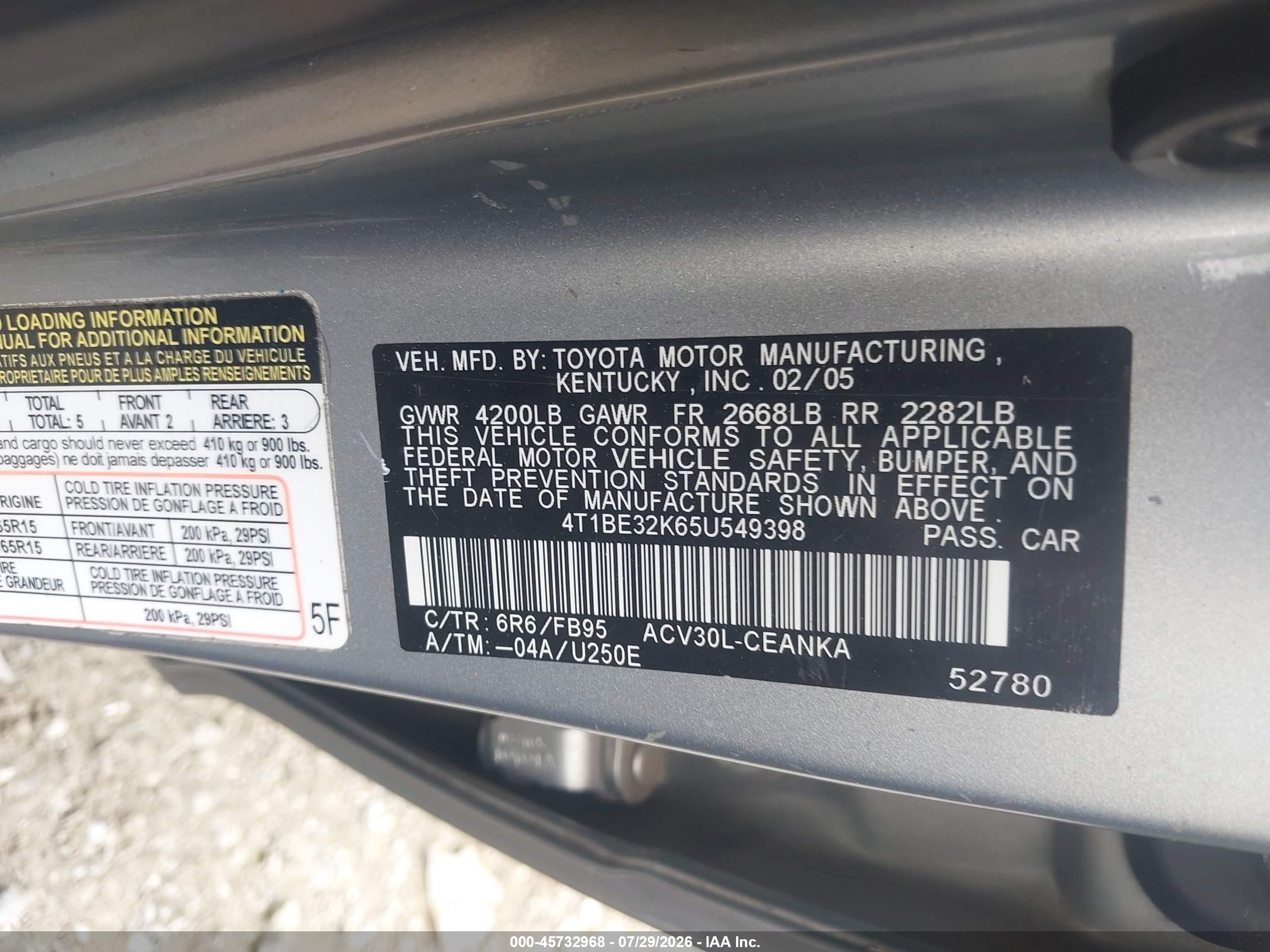 2005 Toyota Camry Le Silver vin: 4T1BE32K65U549398