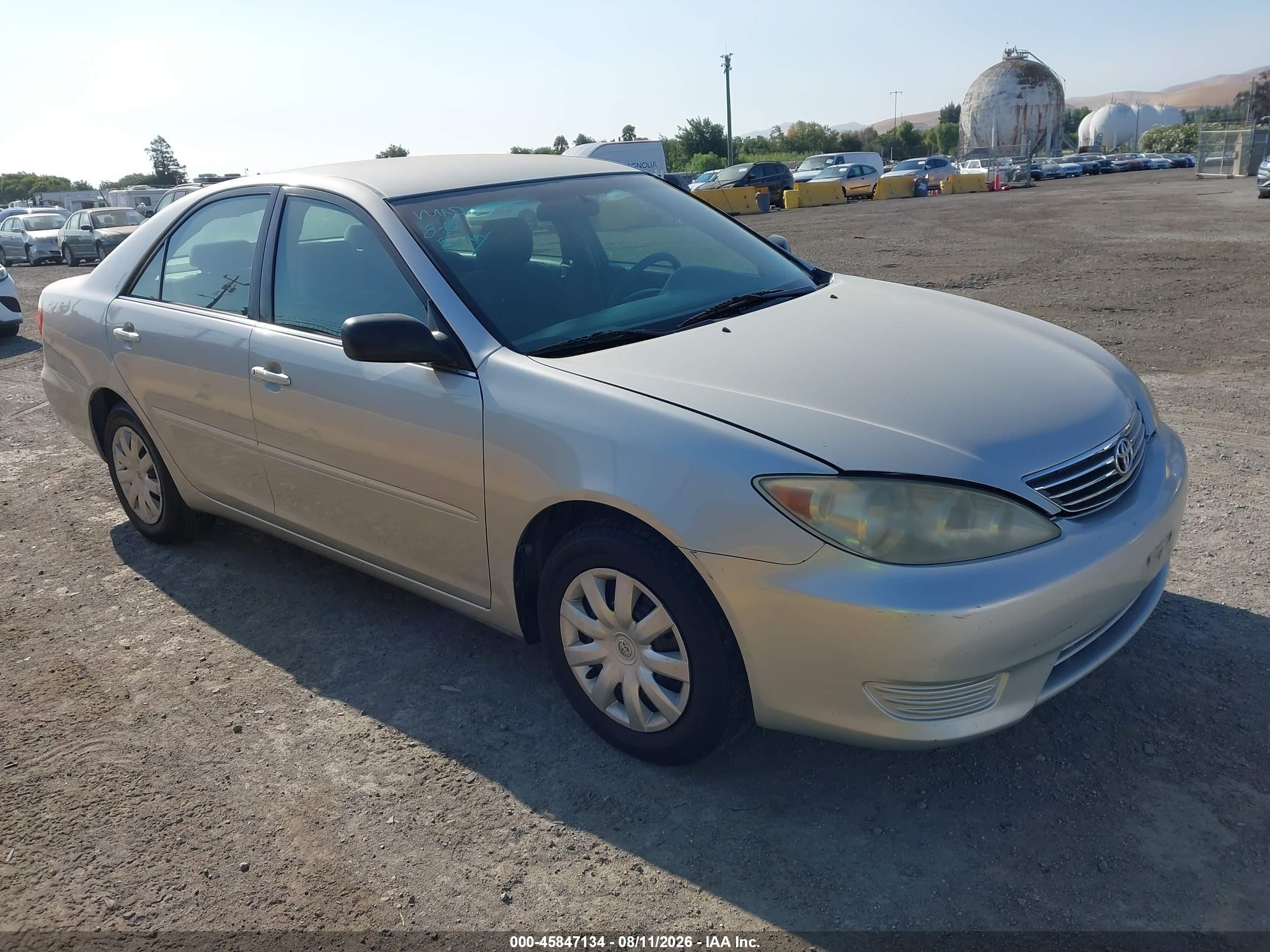 2005 Toyota Camry Le/xle/se Gray vin: 4T1BE32K65U577329