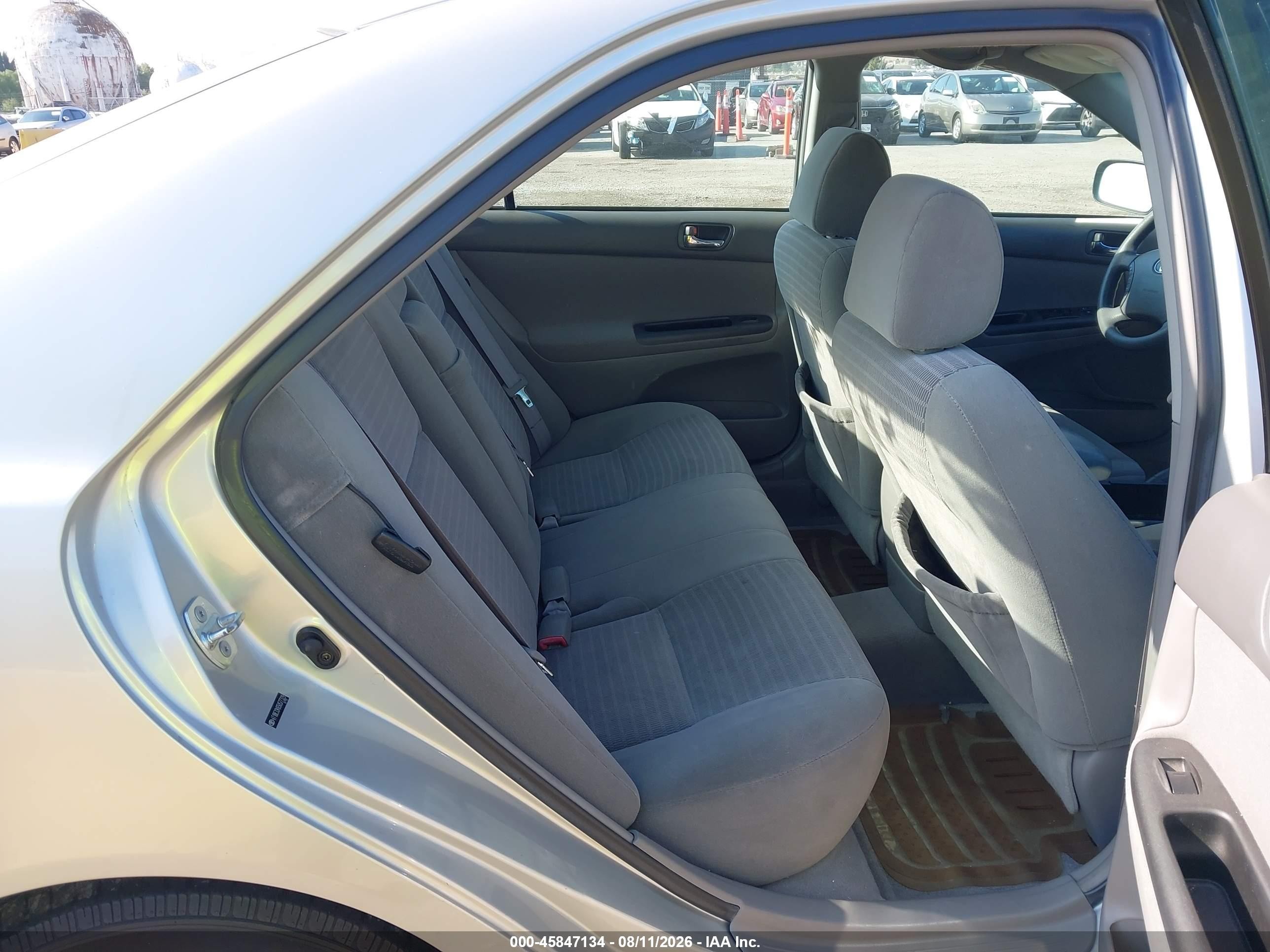 2005 Toyota Camry Le/xle/se Gray vin: 4T1BE32K65U577329