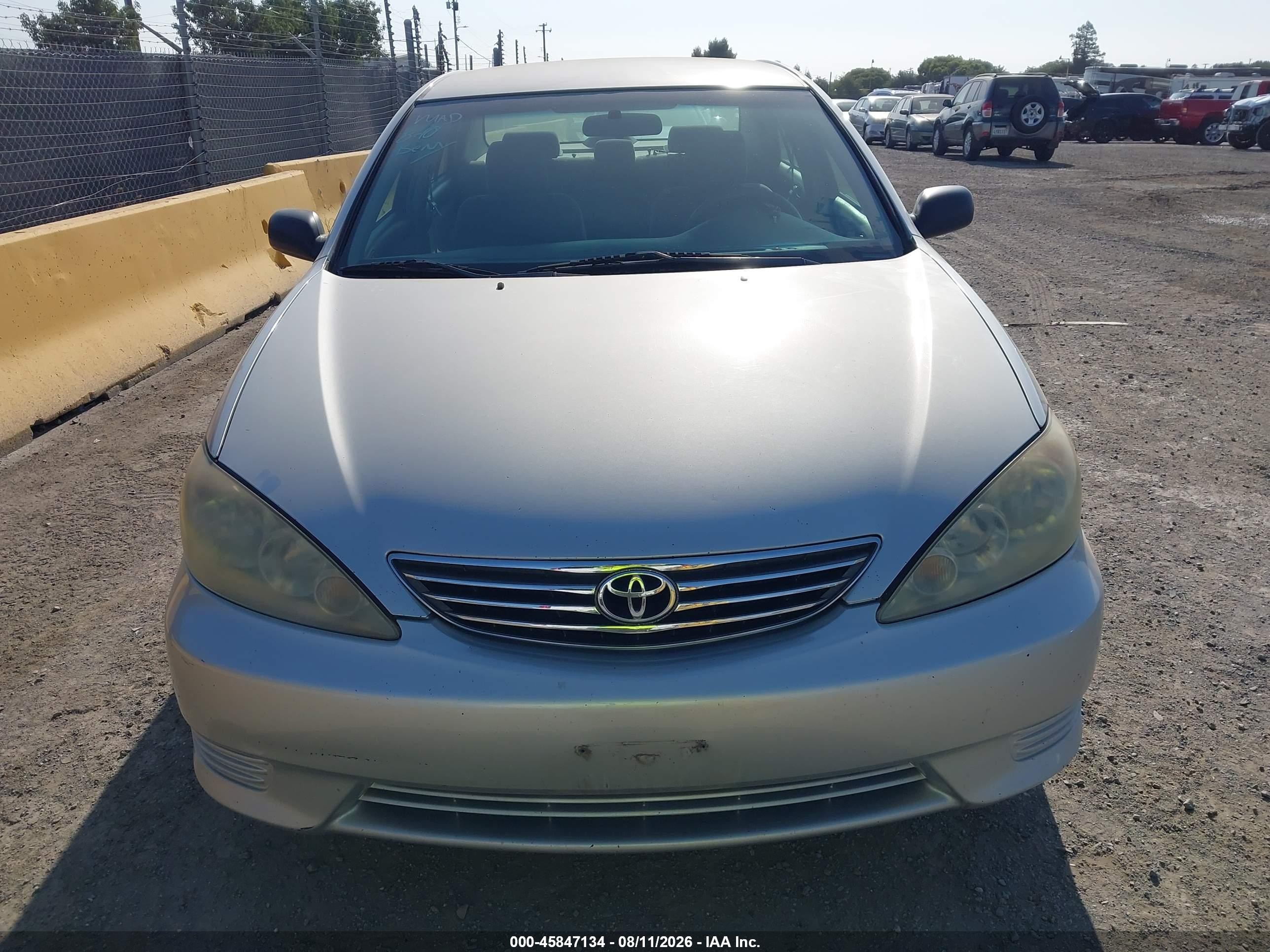 2005 Toyota Camry Le/xle/se Gray vin: 4T1BE32K65U577329