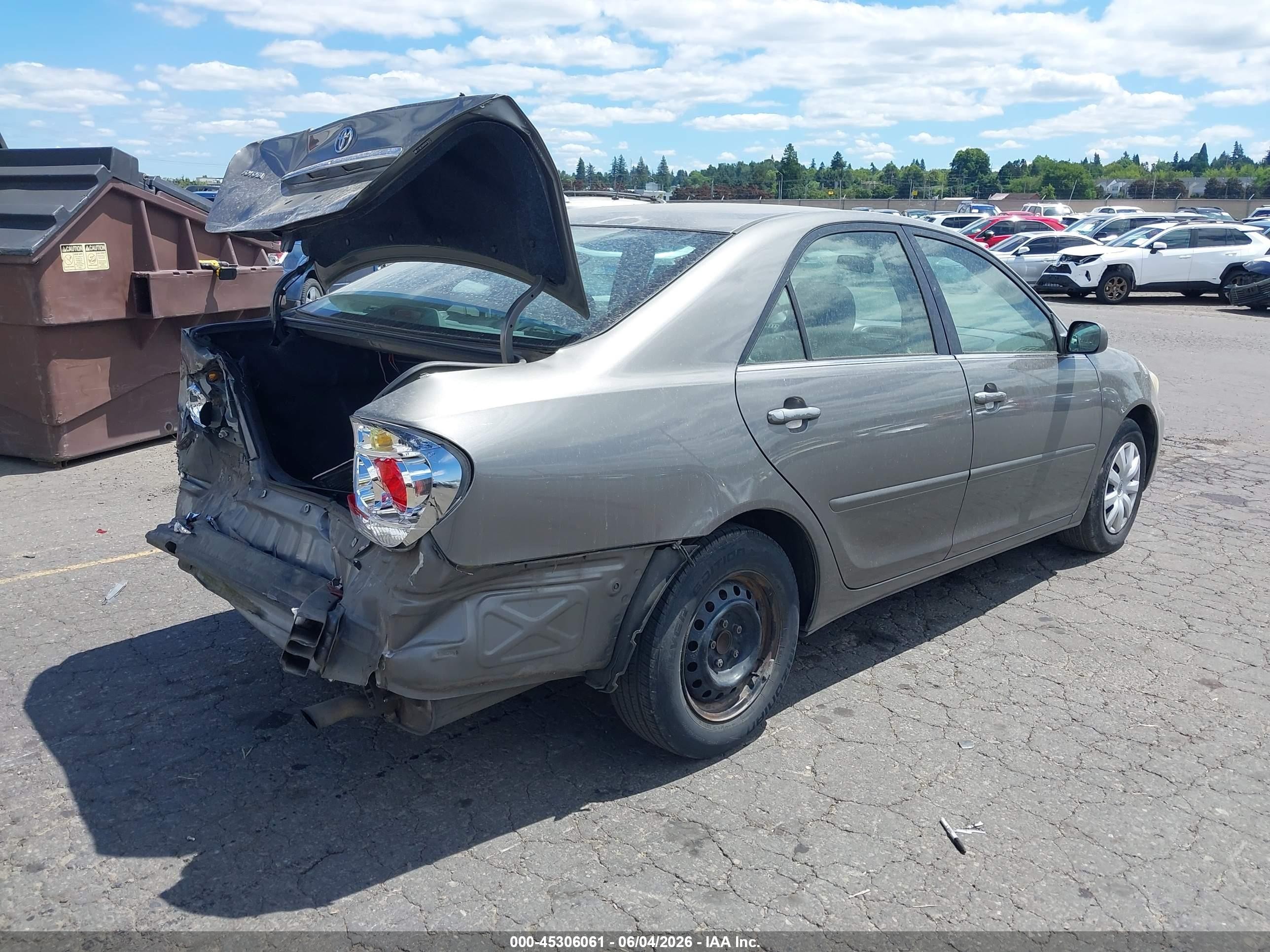 2005 Toyota Camry Le Gray vin: 4T1BE32K65U616727