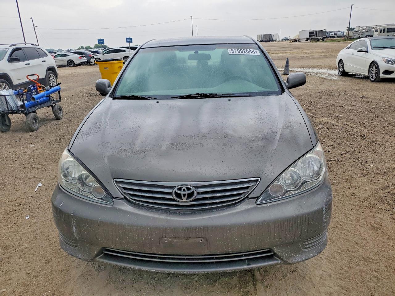 2005 Toyota Camry Le Gray vin: 4T1BE32K65U639568