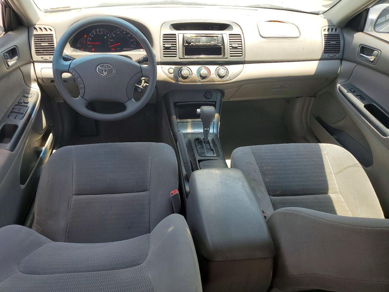2005 Toyota Camry Le Серебряный vin: 4T1BE32K65U949980