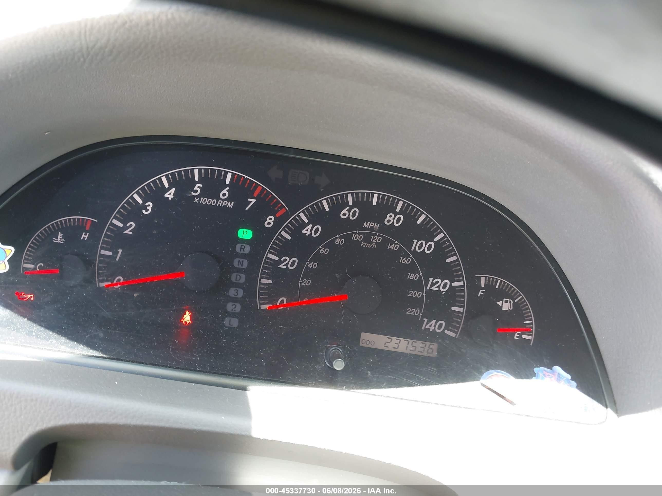 2005 Toyota Camry Std Серебряный vin: 4T1BE32K65U957268