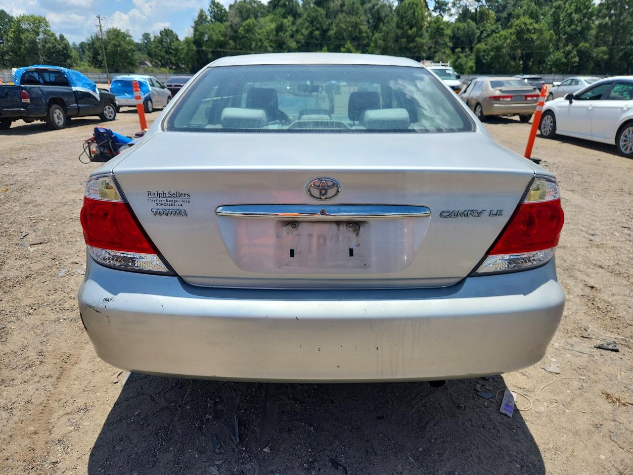 2006 Toyota Camry Le Silver vin: 4T1BE32K66U118299