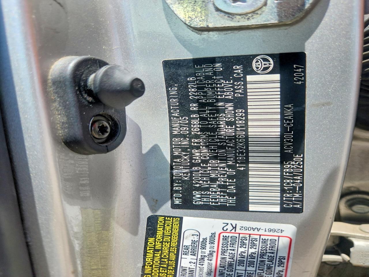 2006 Toyota Camry Le Silver vin: 4T1BE32K66U118299