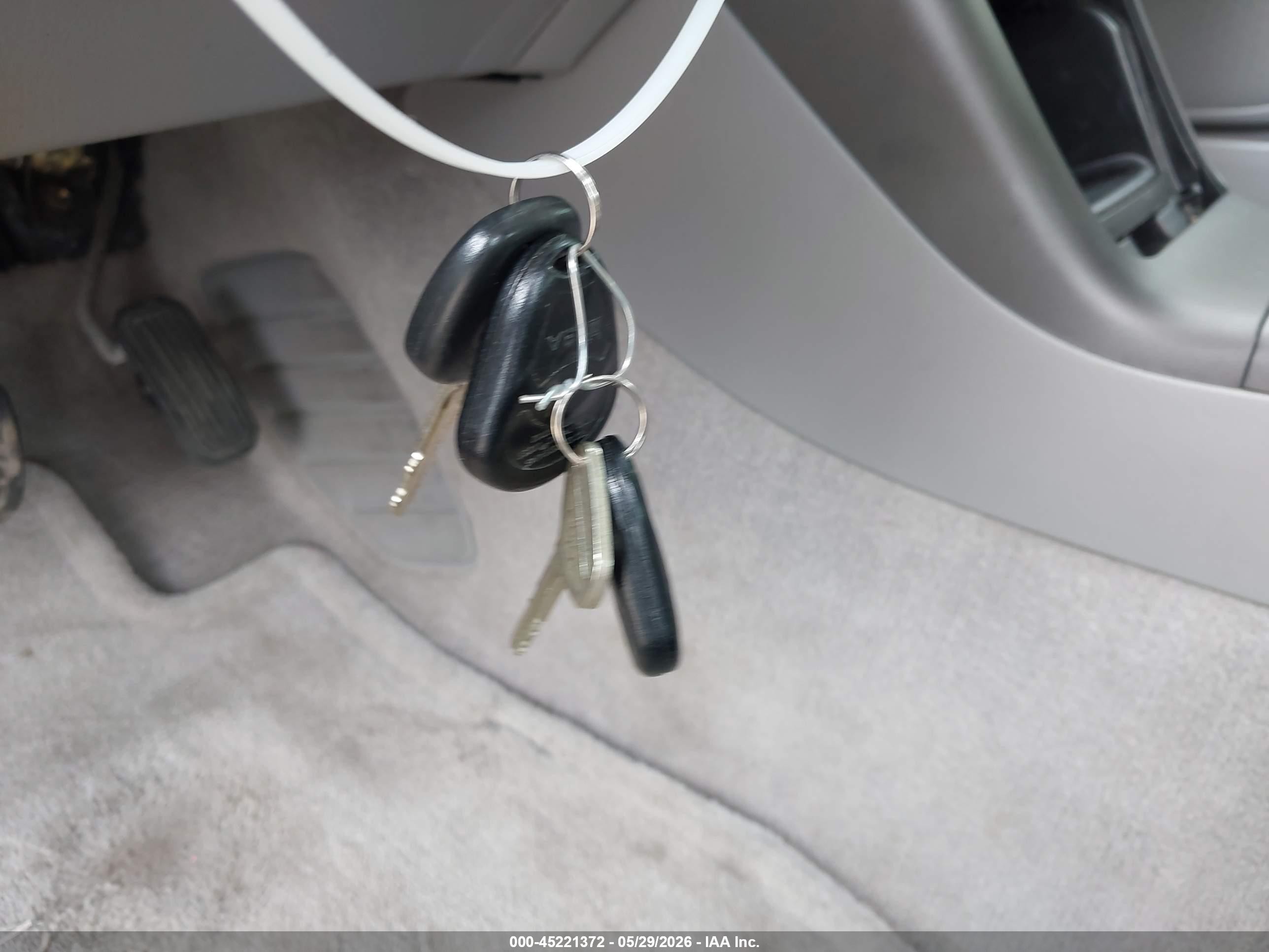 2006 Toyota Camry Le Blue vin: 4T1BE32K66U162948